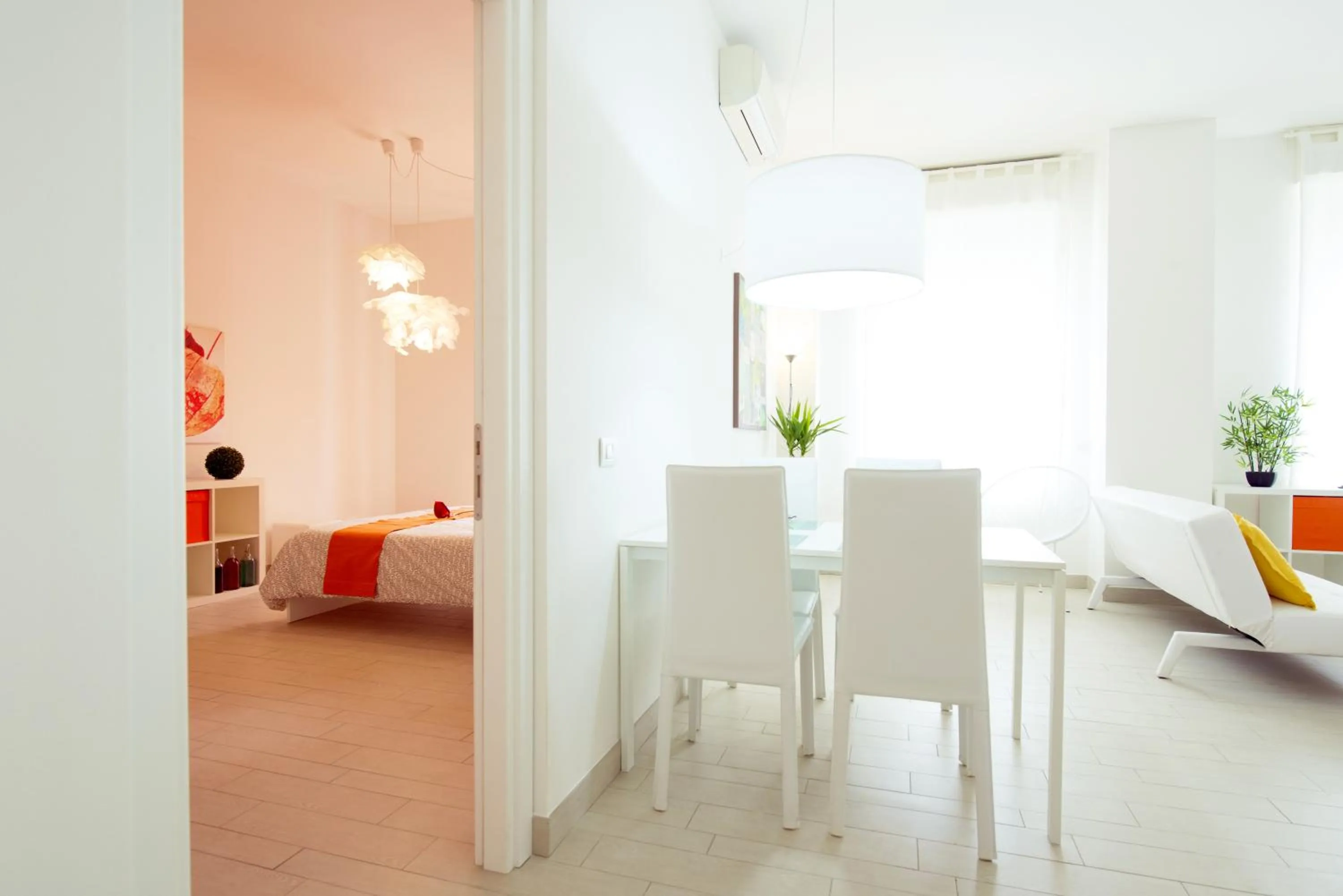 Day, Bed in Via Breda 120