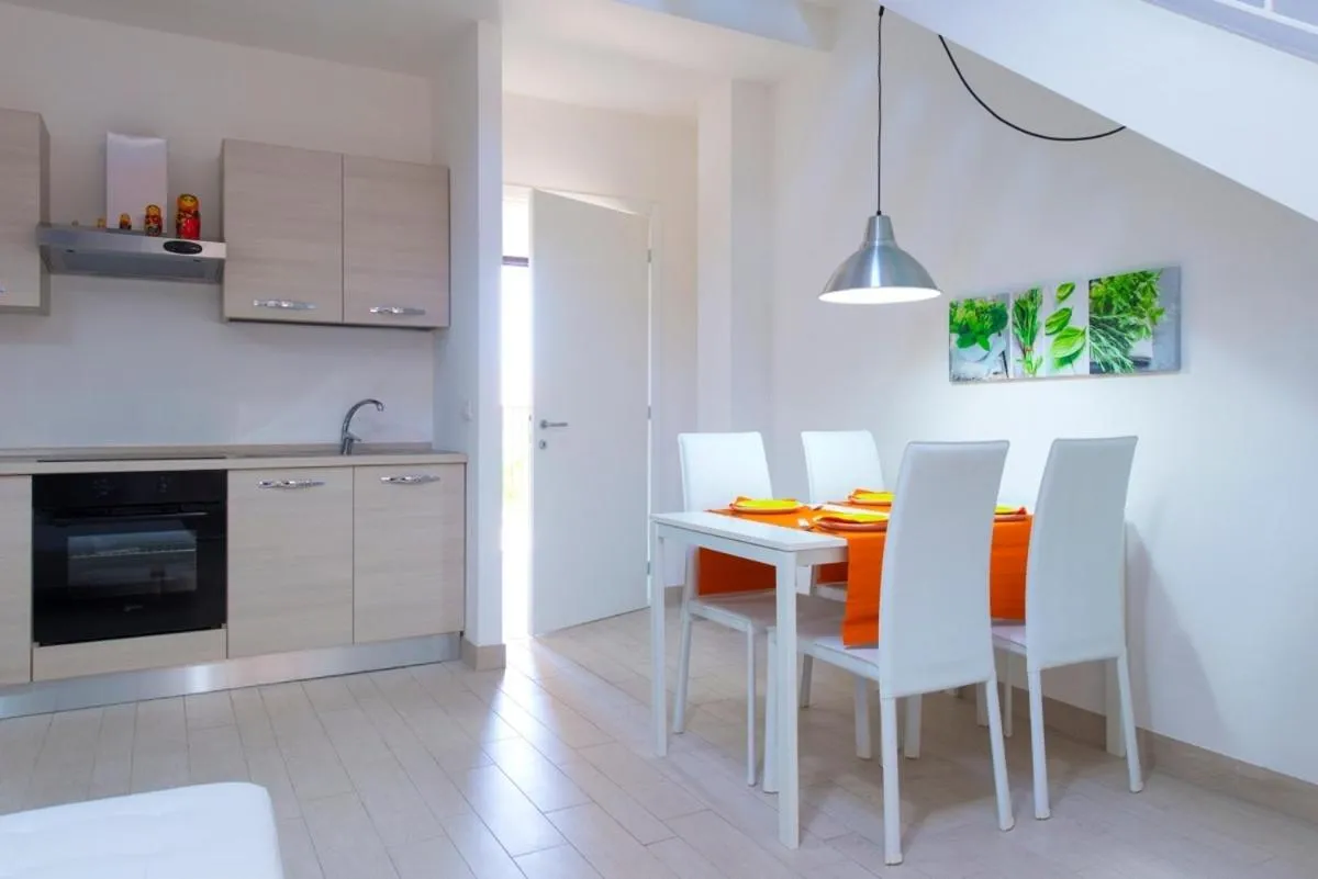 Dining area in Via Breda 120