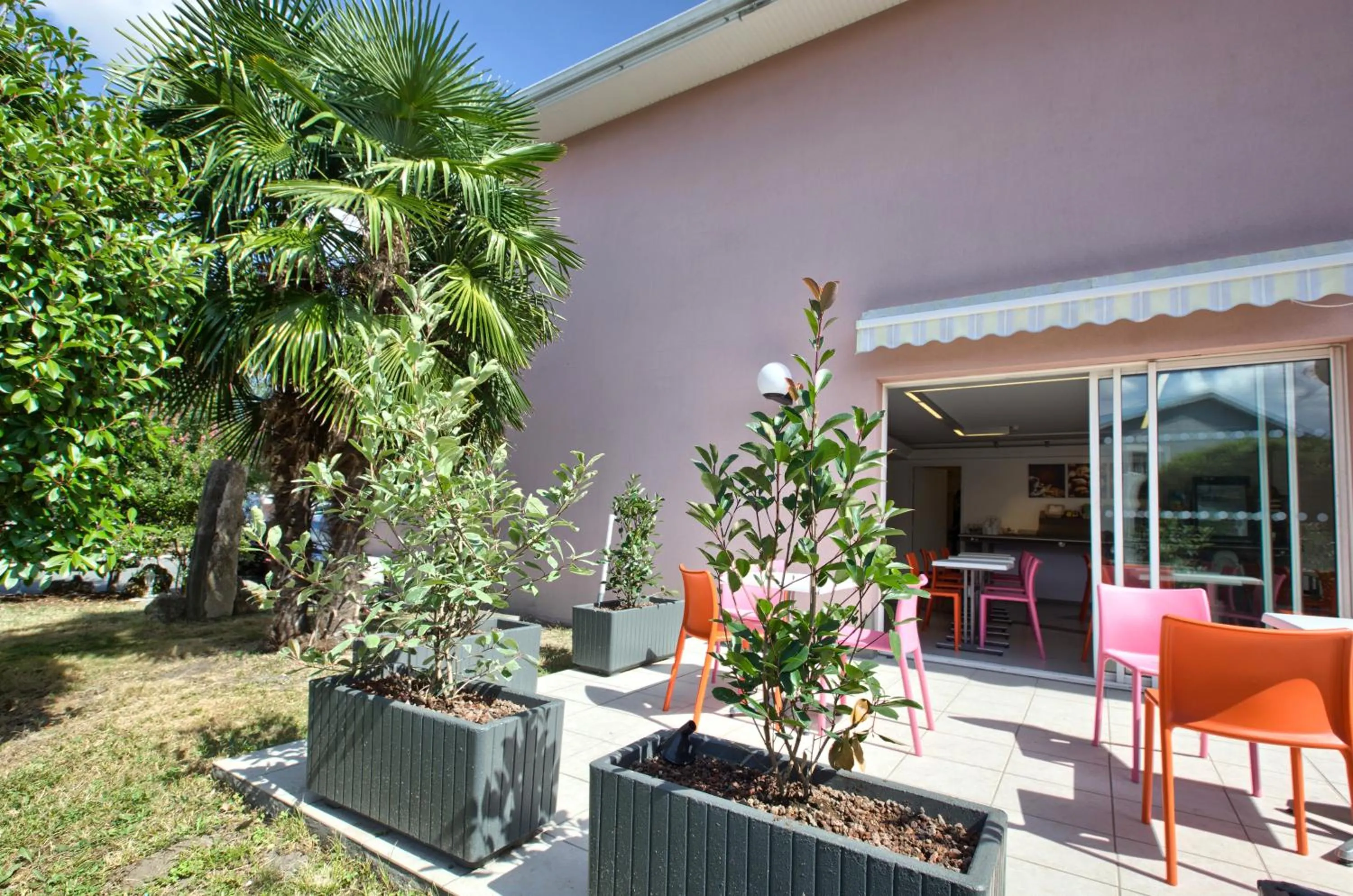 Balcony/Terrace in Hôtel Formules Club 2
