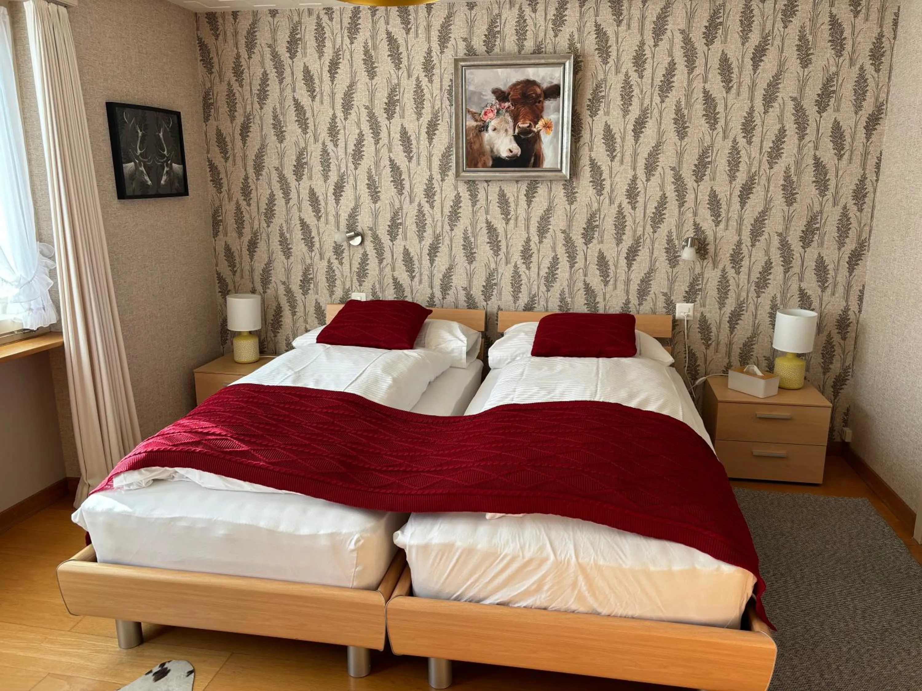 Bed in Alpina Boutique Hotel Interlaken - Ringgenberg - Adults only !