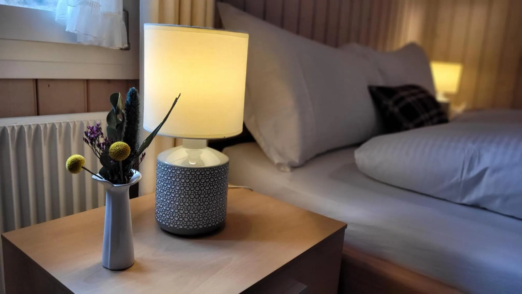 Decorative detail, Bed in Alpina Boutique Hotel Interlaken - Ringgenberg - Adults only !