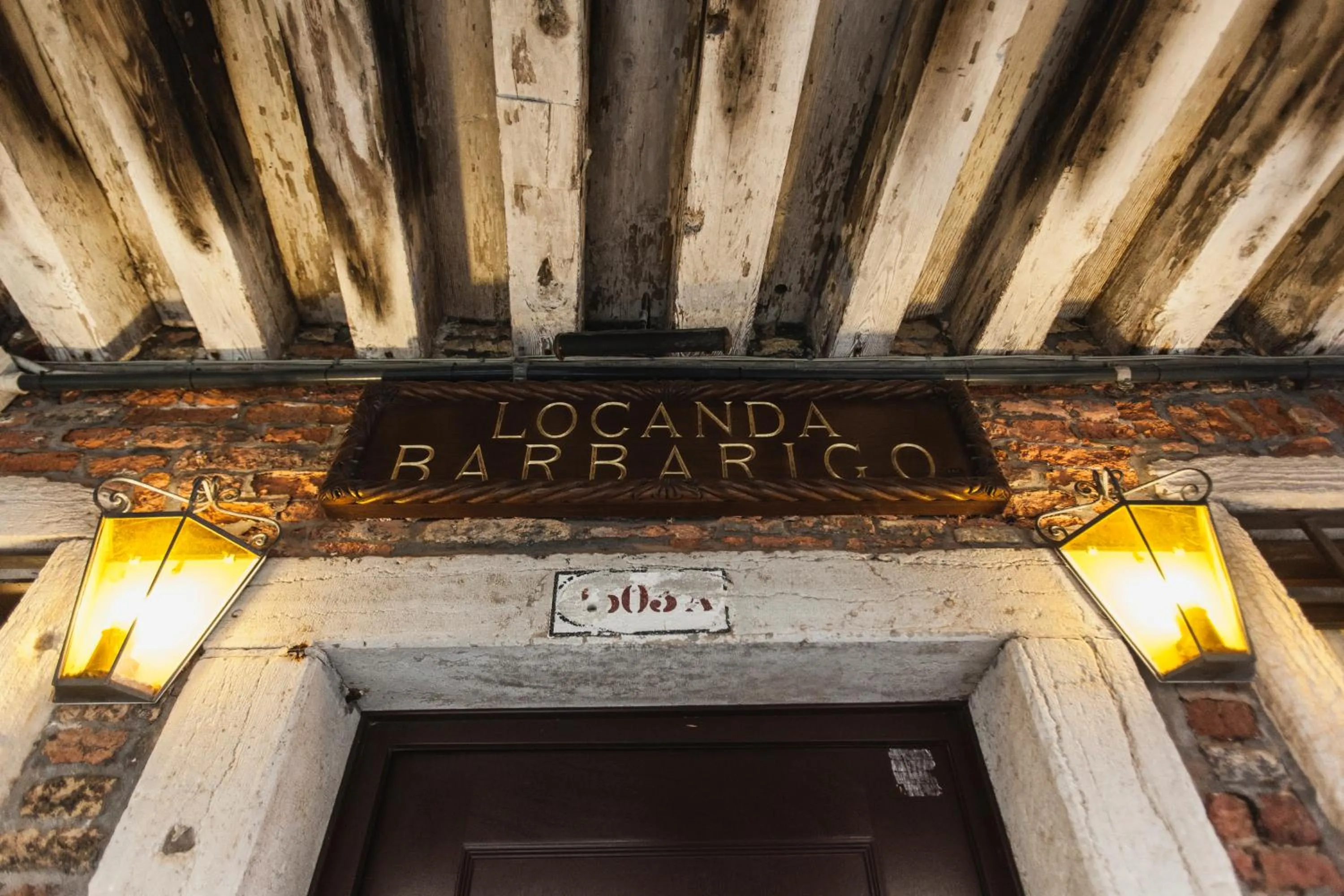 Facade/entrance in Locanda Barbarigo