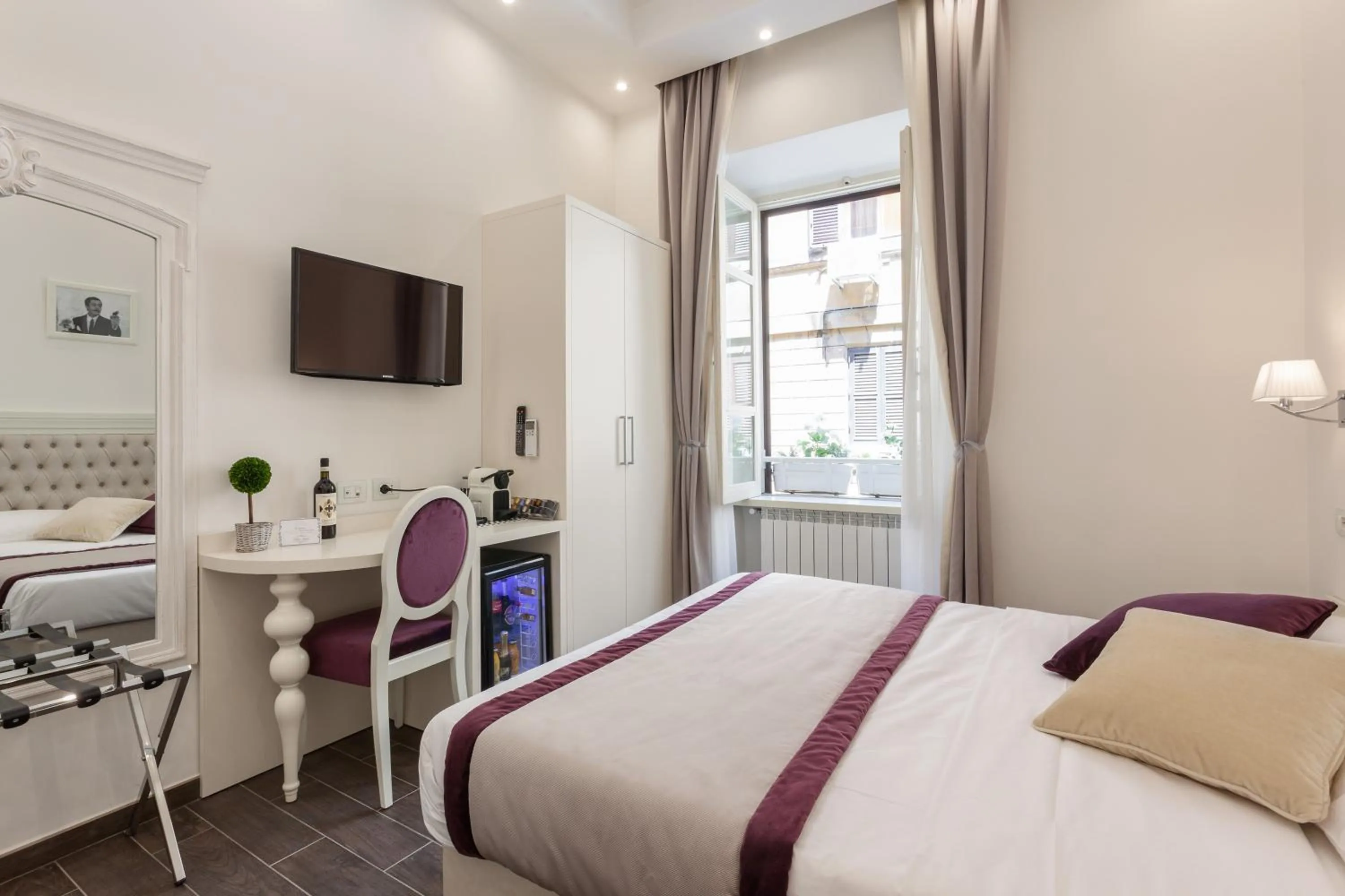 Photo of the whole room, Bed in Relais Monti