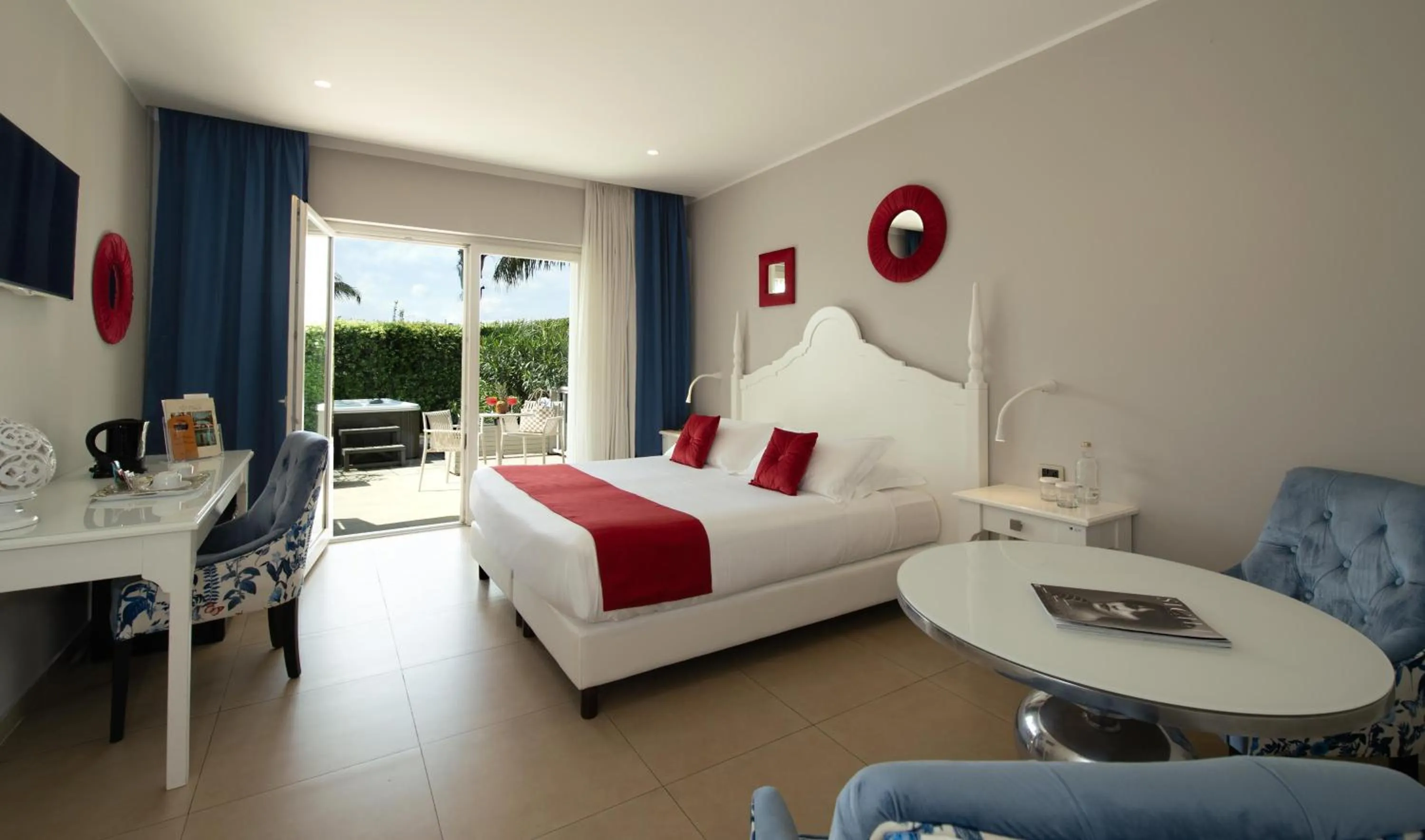 Photo of the whole room, Bed in Wellness Spa Hotel Principe Fitalia