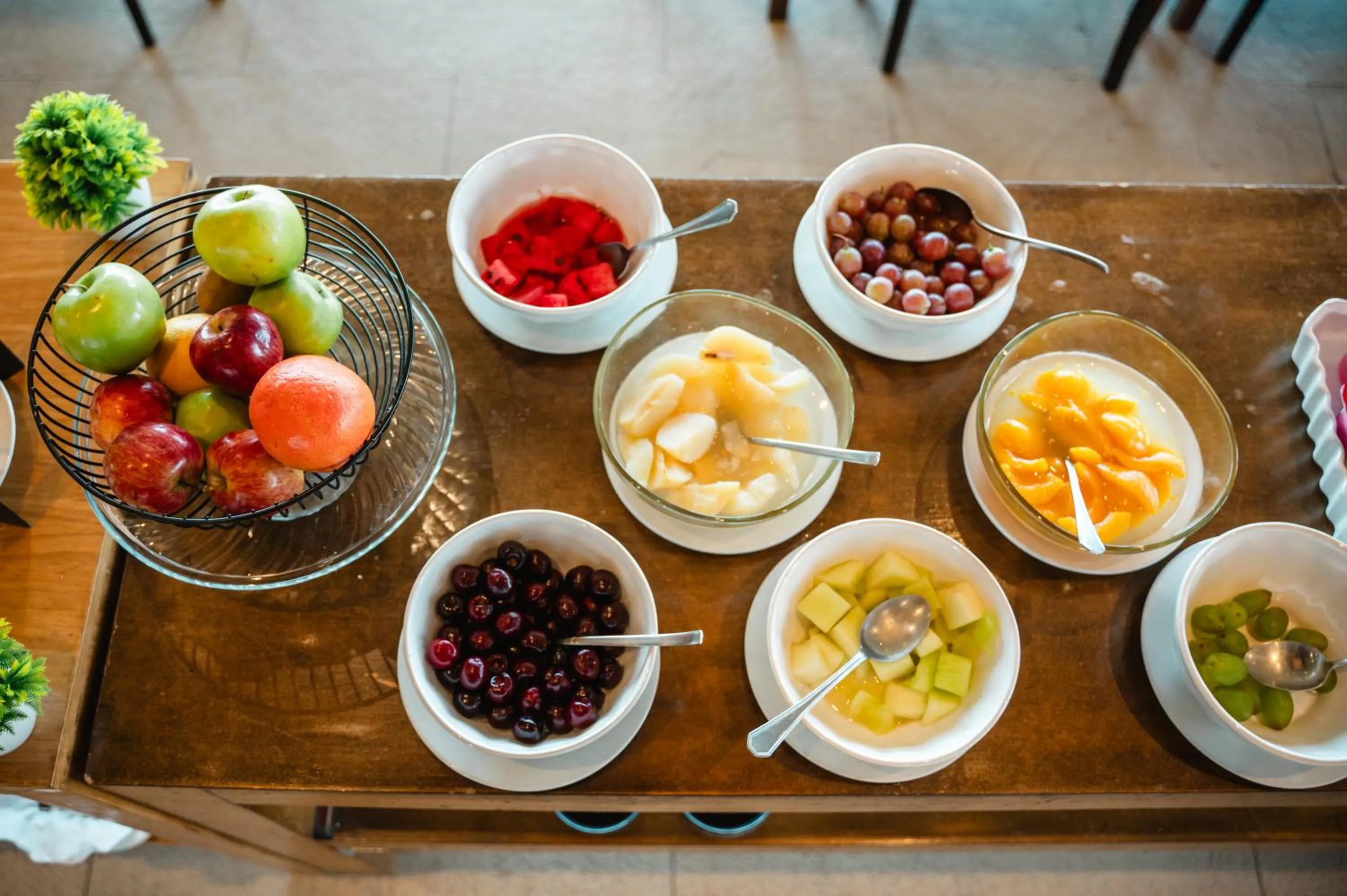 Breakfast in Premium Tower Suites Mendoza
