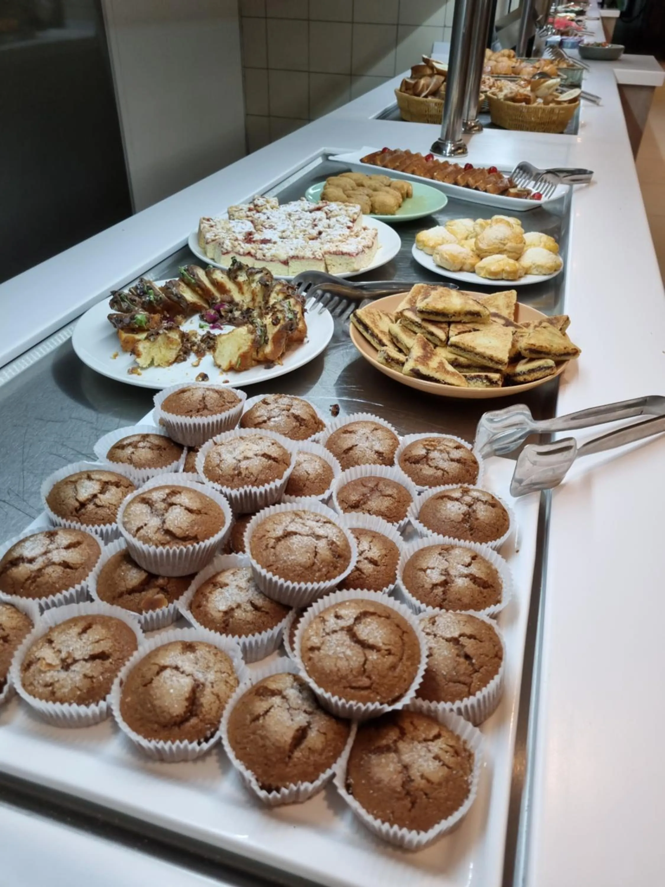 Breakfast in El Aziz Inn