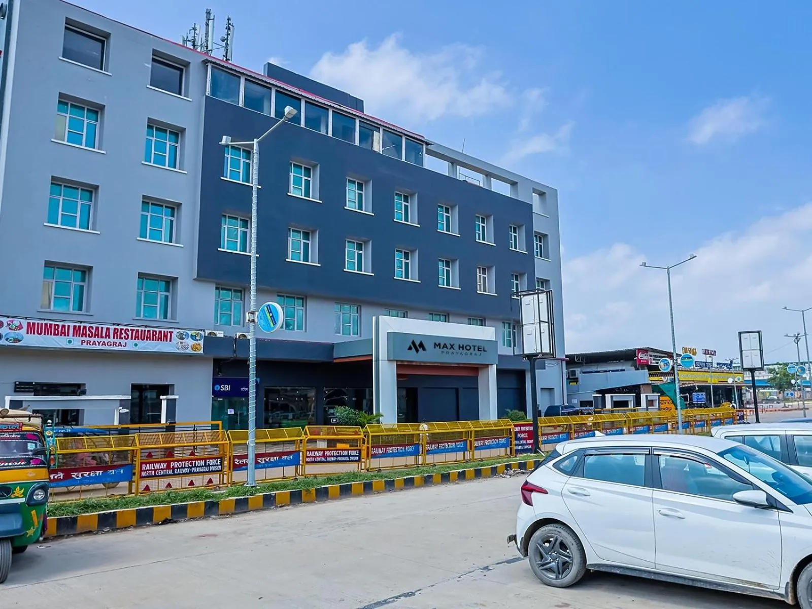 Facade/entrance in Max Hotels Prayagraj
