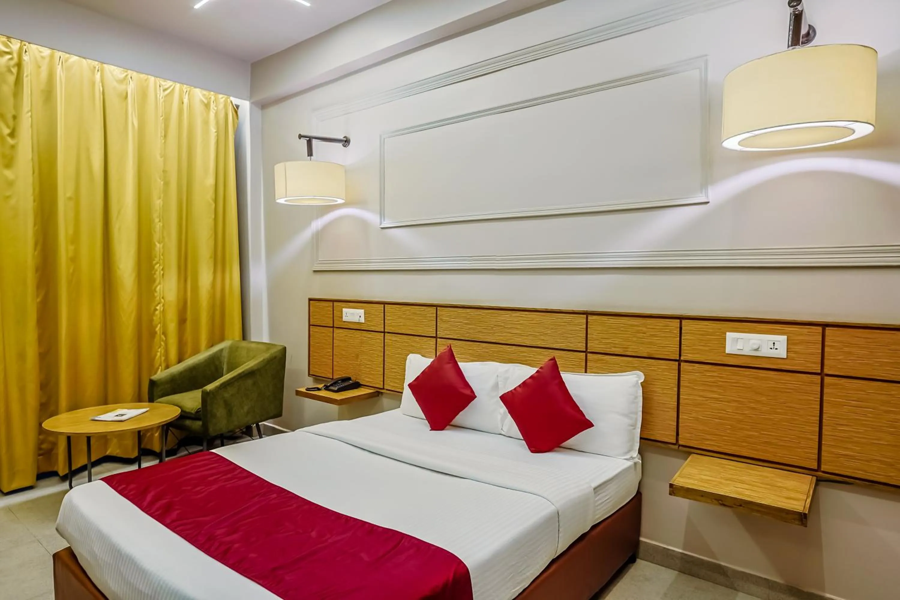 Bed in Max Hotels Prayagraj