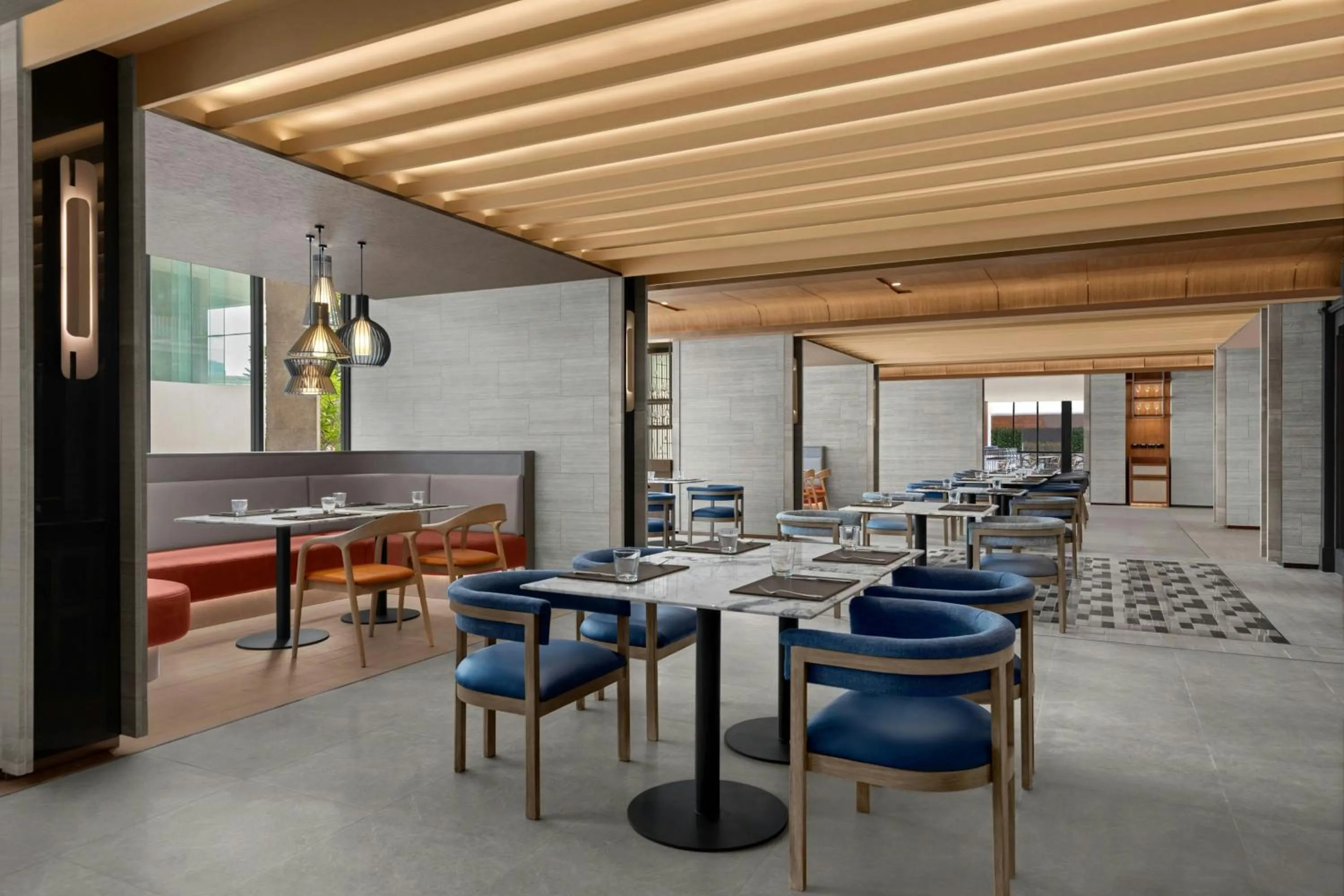 Restaurant/places to eat in Courtyard by Marriott Bangkok Sukhumvit 20