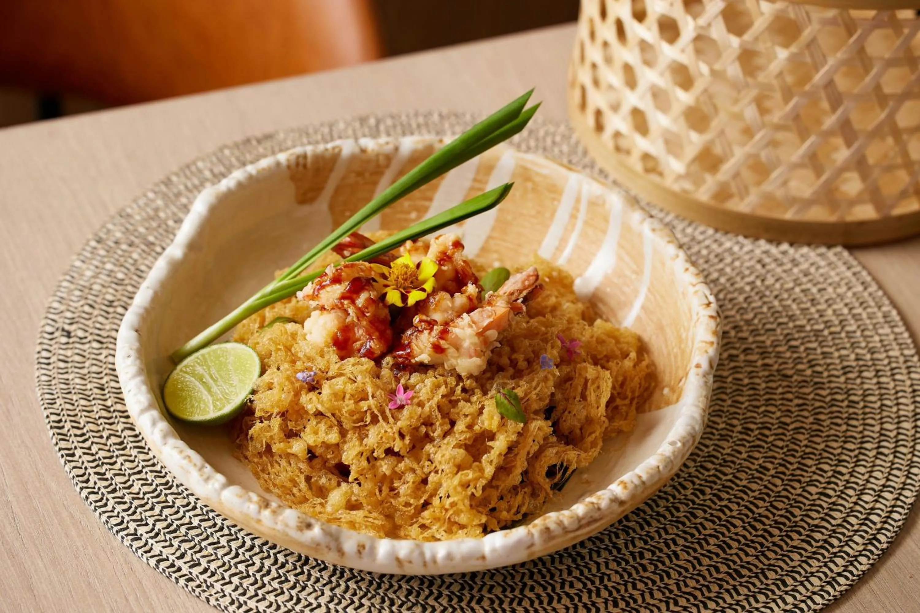 Restaurant/places to eat in Courtyard by Marriott Bangkok Sukhumvit 20