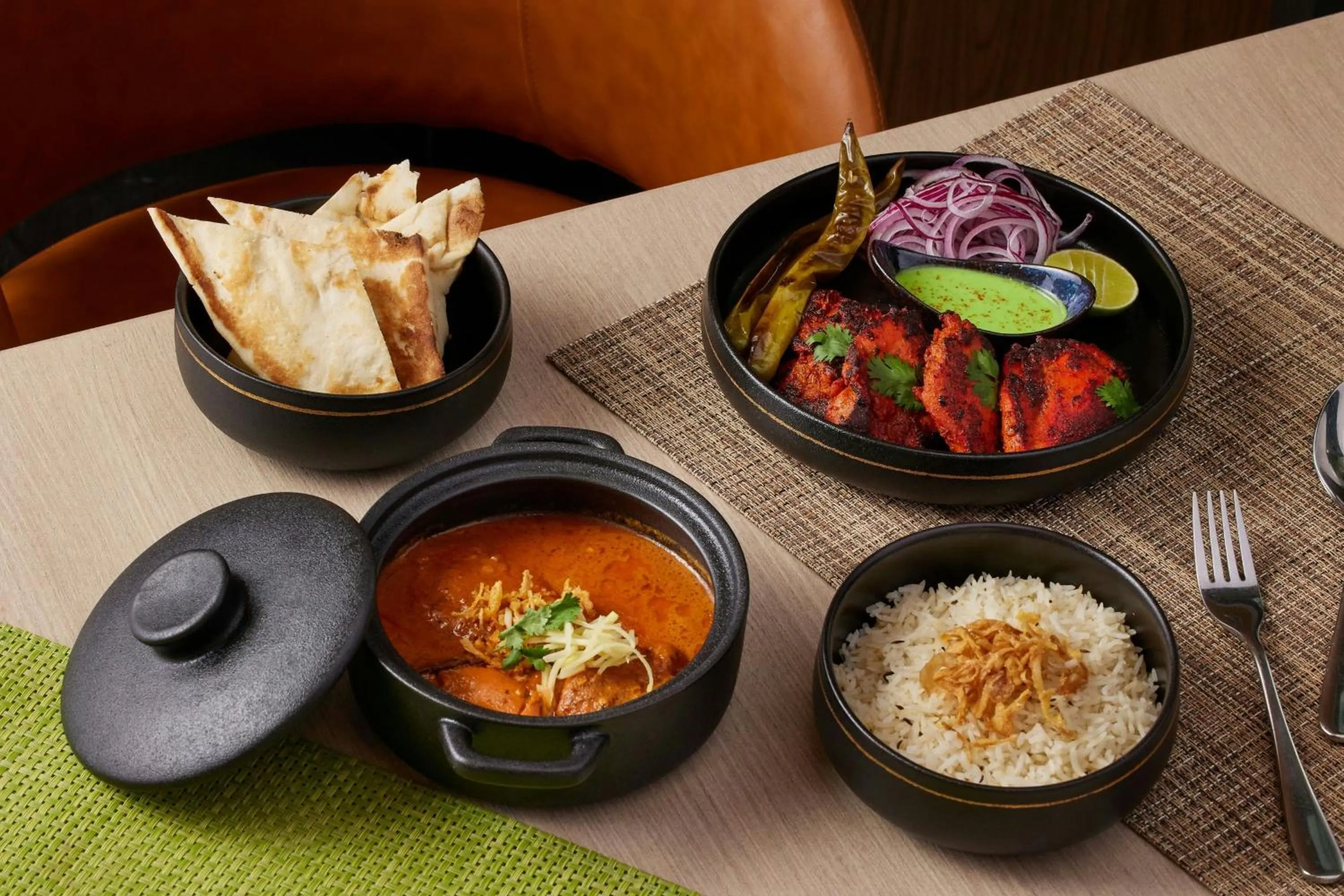 Restaurant/places to eat in Courtyard by Marriott Bangkok Sukhumvit 20