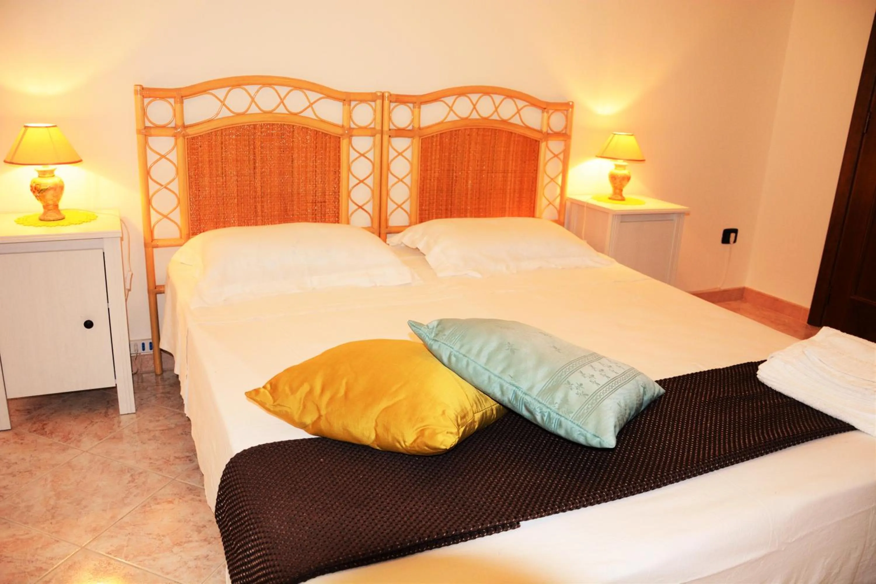 Bedroom, Bed in Salenterra B&B (Salento)