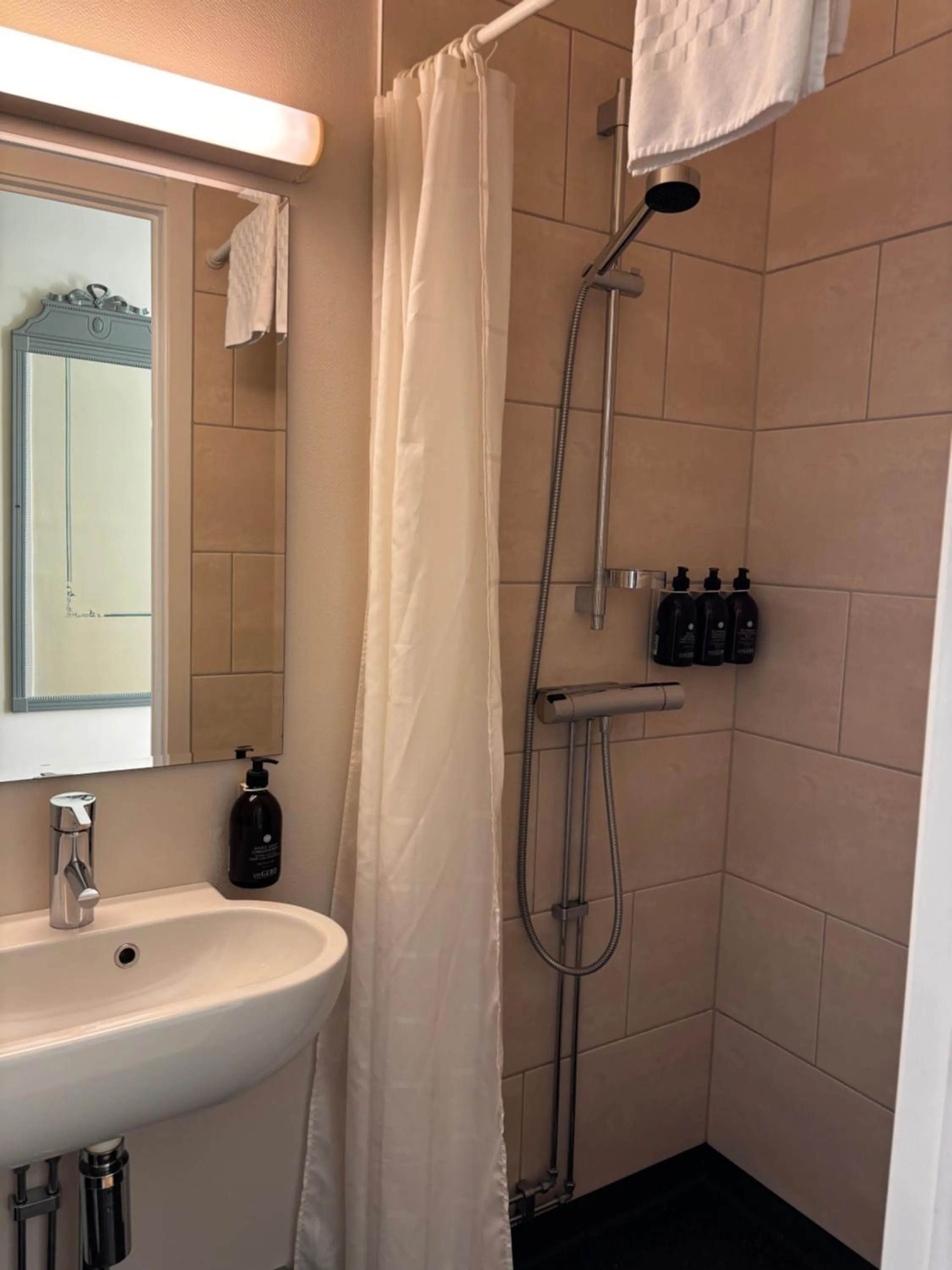 Shower in Färna Herrgård & Spa