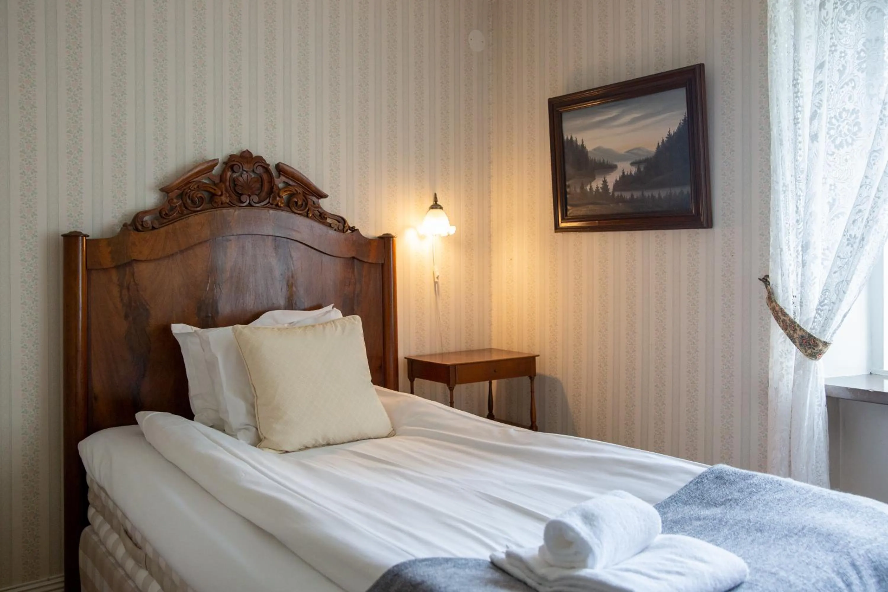 Property building, Bed in Färna Herrgård & Spa