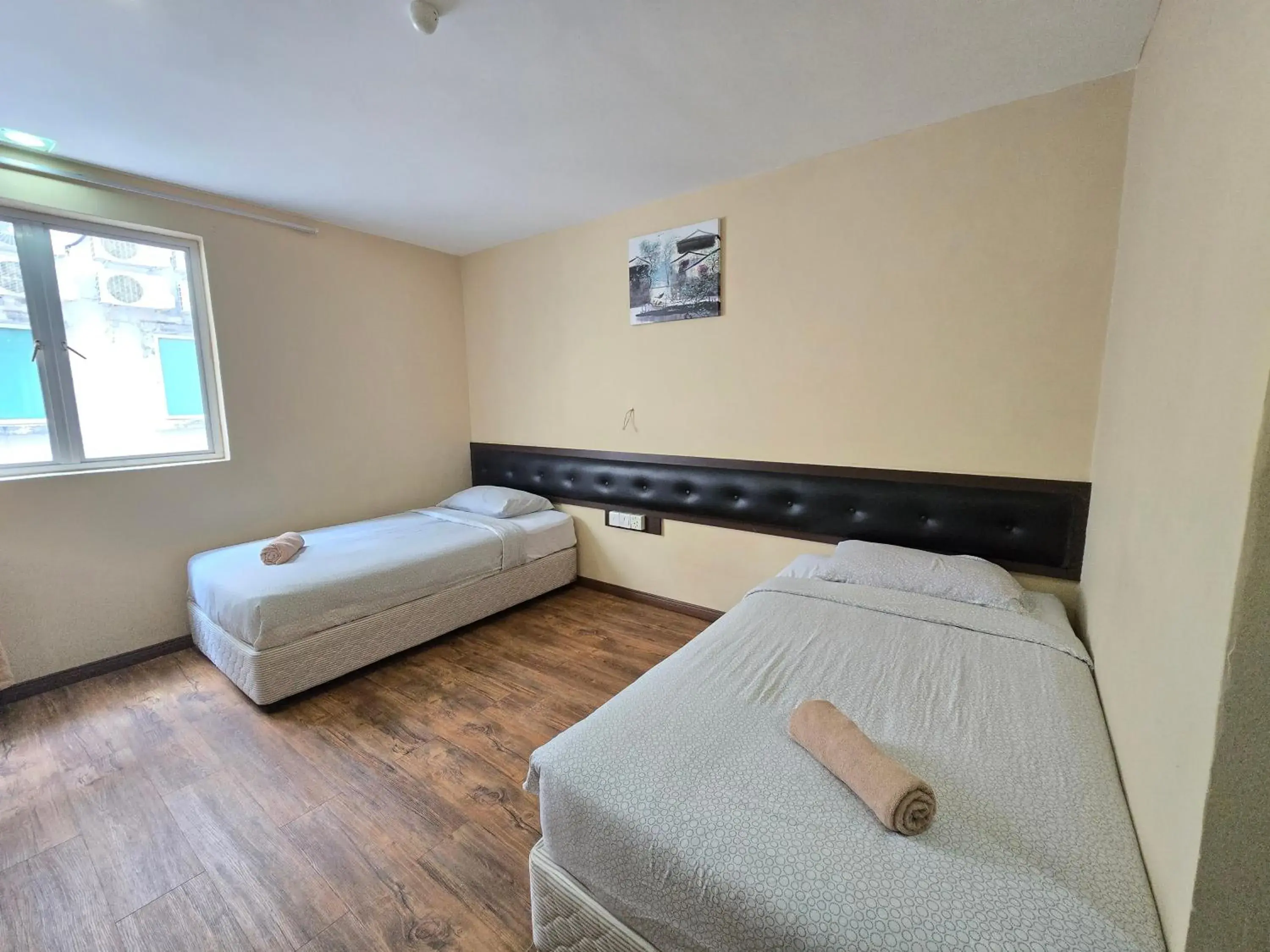 Twin Room in Fast Hotel Melaka Near Menara Taming Sari - 2 Mins Only Twin Room in Fast Hotel Melaka Near Menara Taming Sari - 2 Mins Only