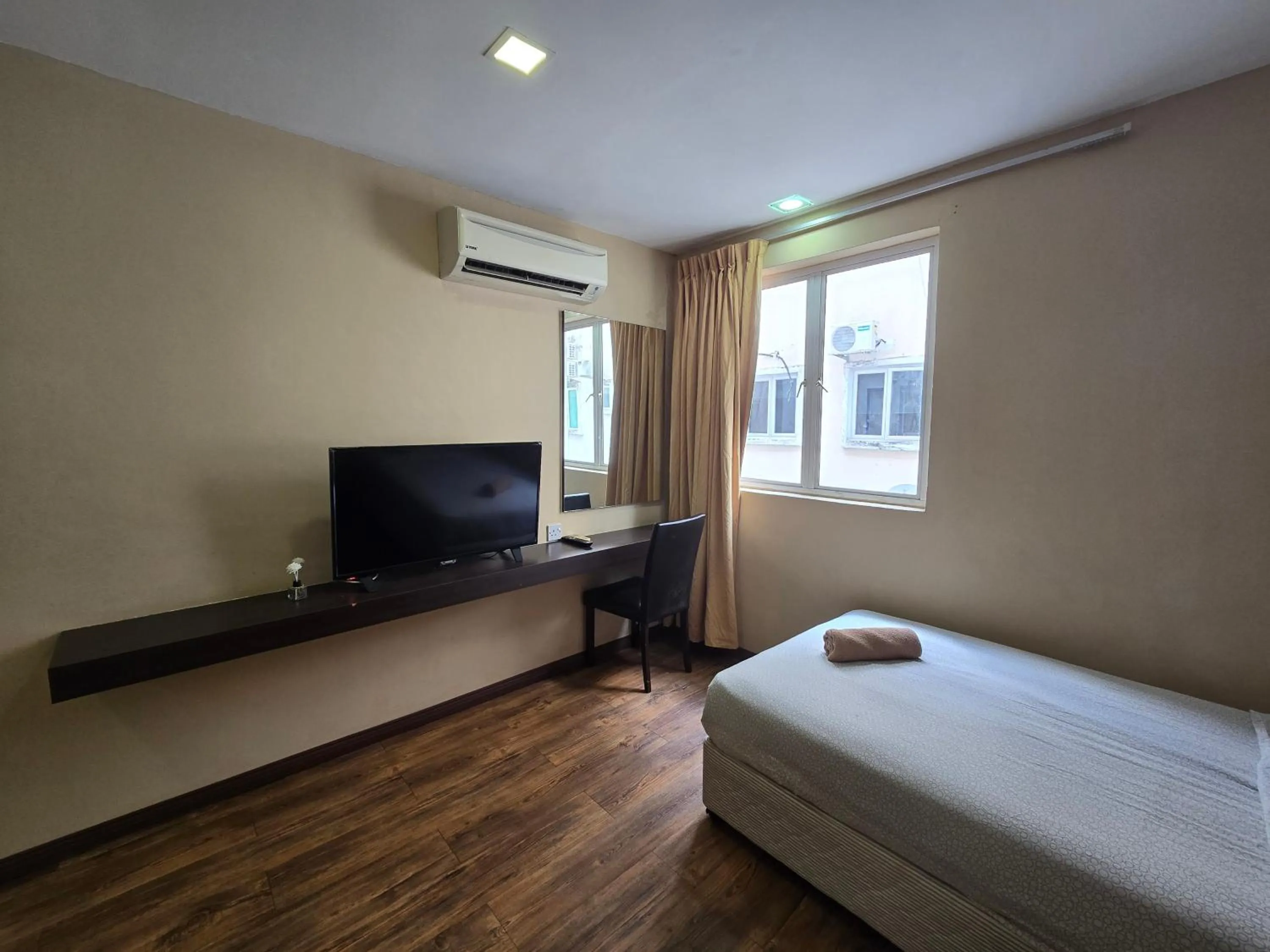 Bed in Fast Hotel Melaka Near Menara Taming Sari - 2 Mins Only