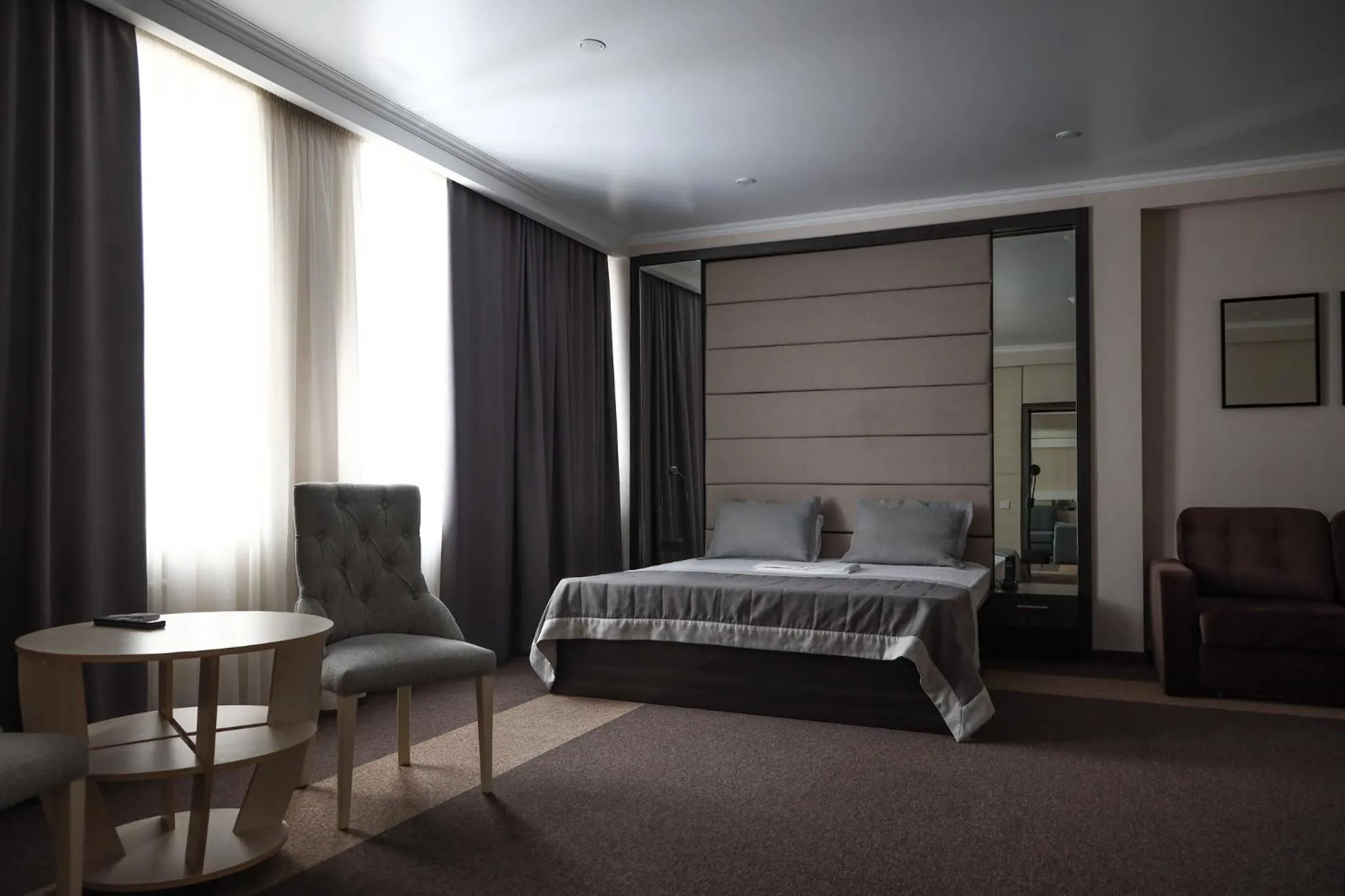 Bedroom, Bed in Meridian