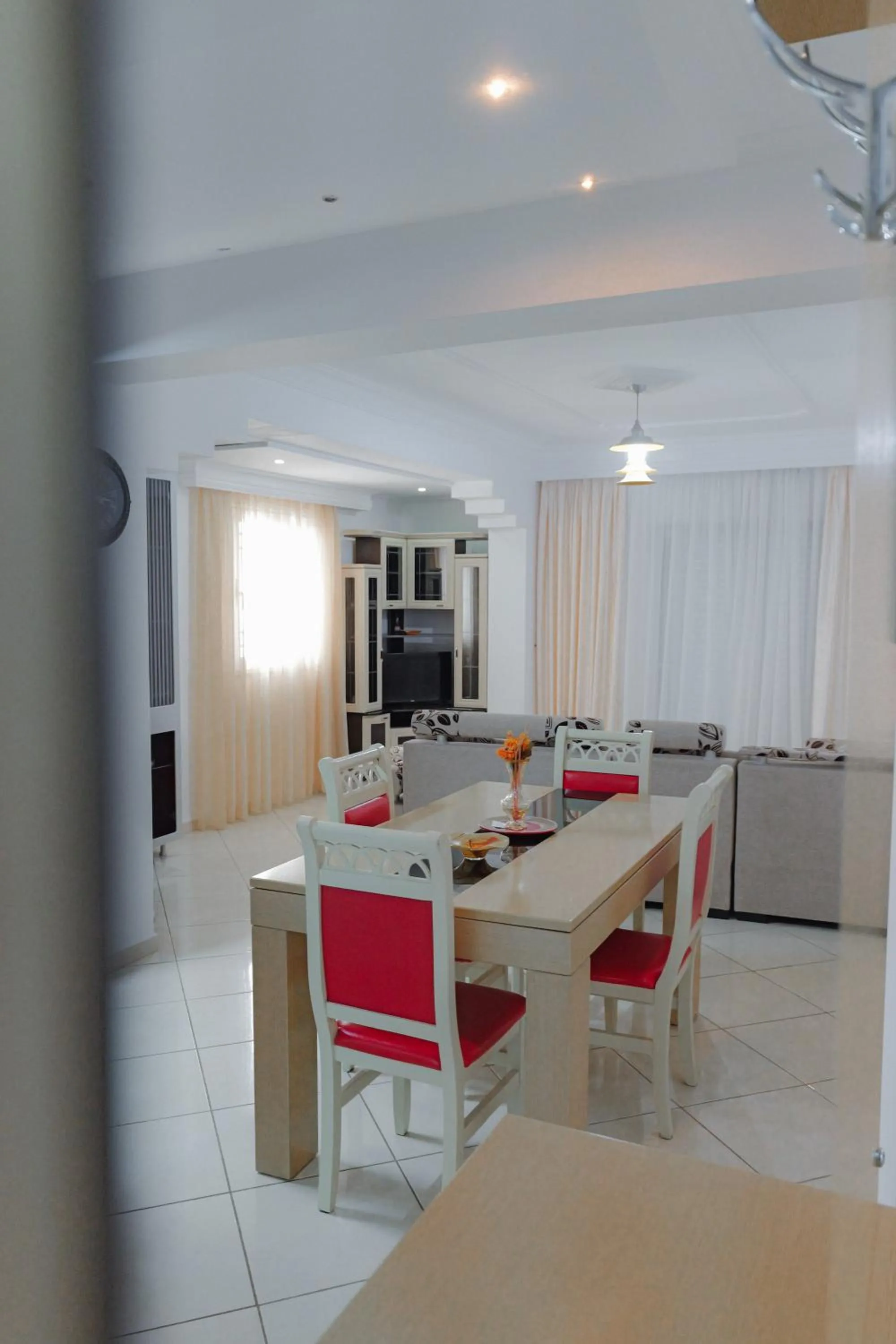 Kitchen or kitchenette in Villa Xika