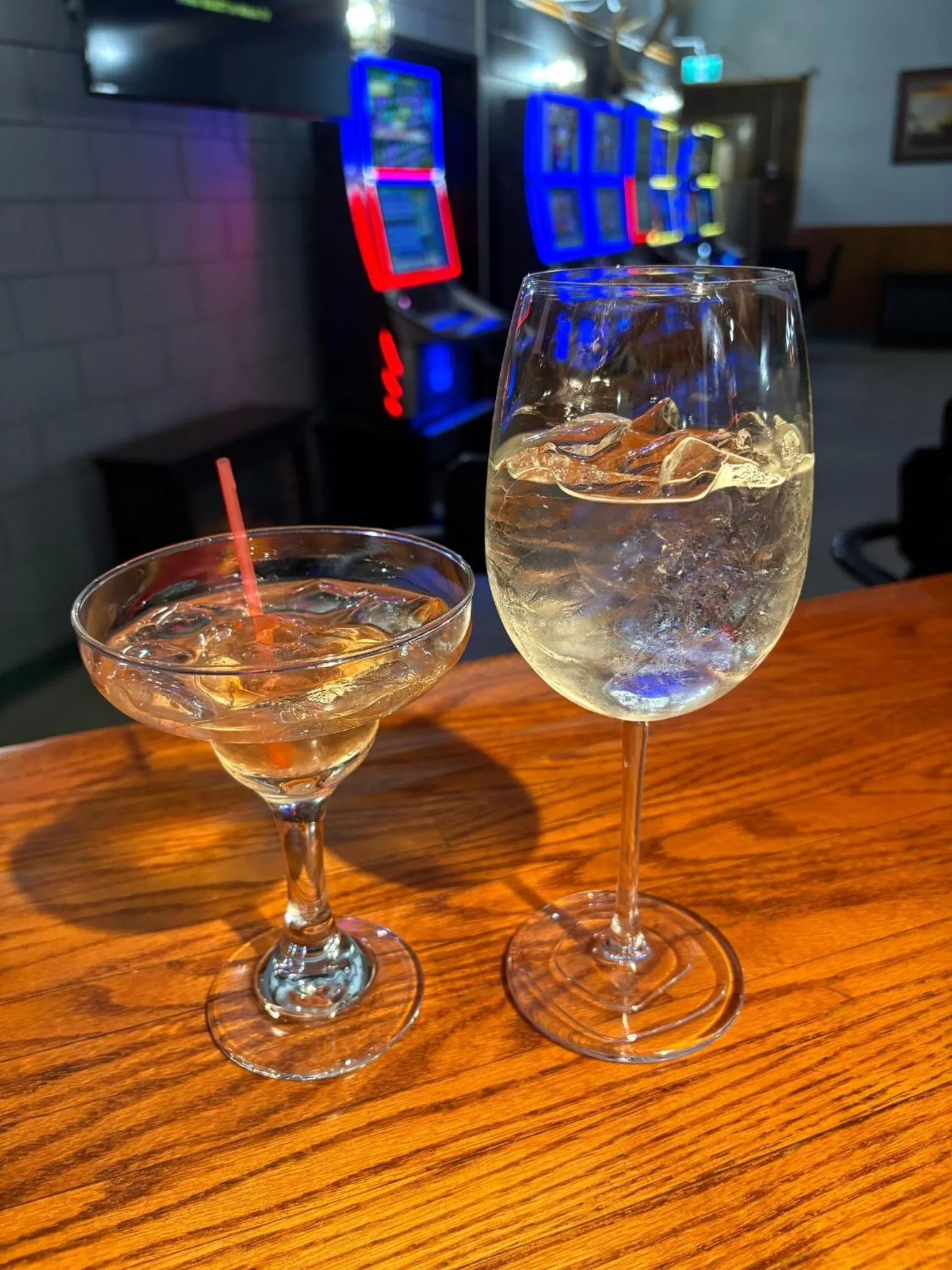 Lounge or bar in Maple Creek Motor Inn