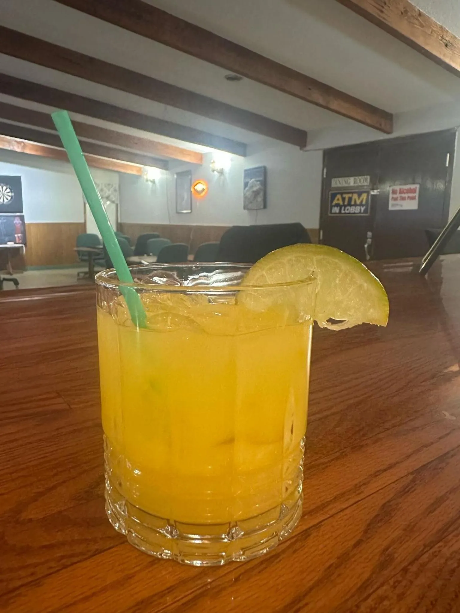 Drinks in Maple Creek Motor Inn