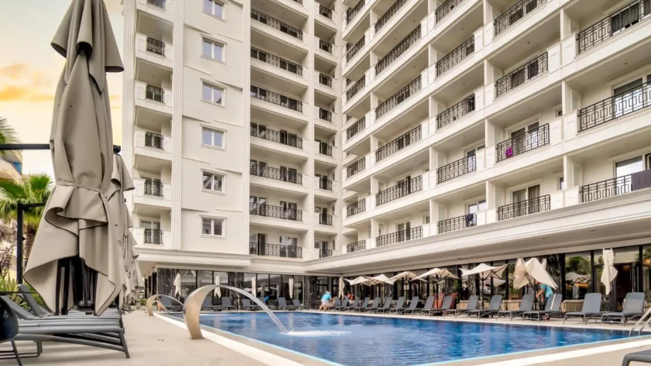 Swimming pool in Bonita Luxury Resort & Spa