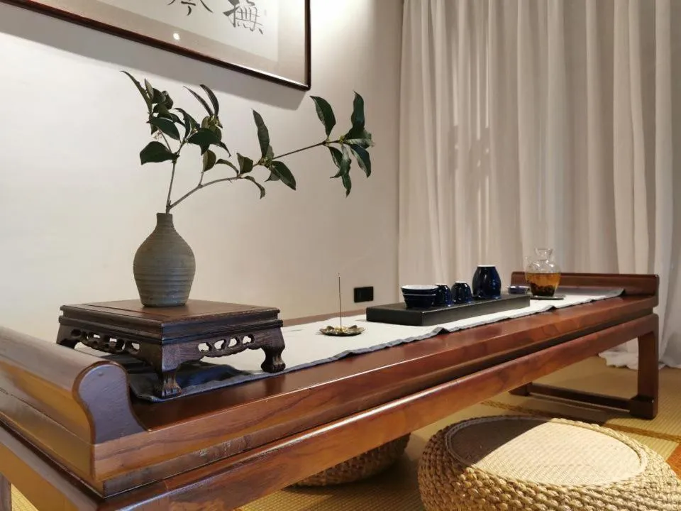 Bedroom in Tianxi Mansion in Dali Ancient City - A Century-Old Official Residence