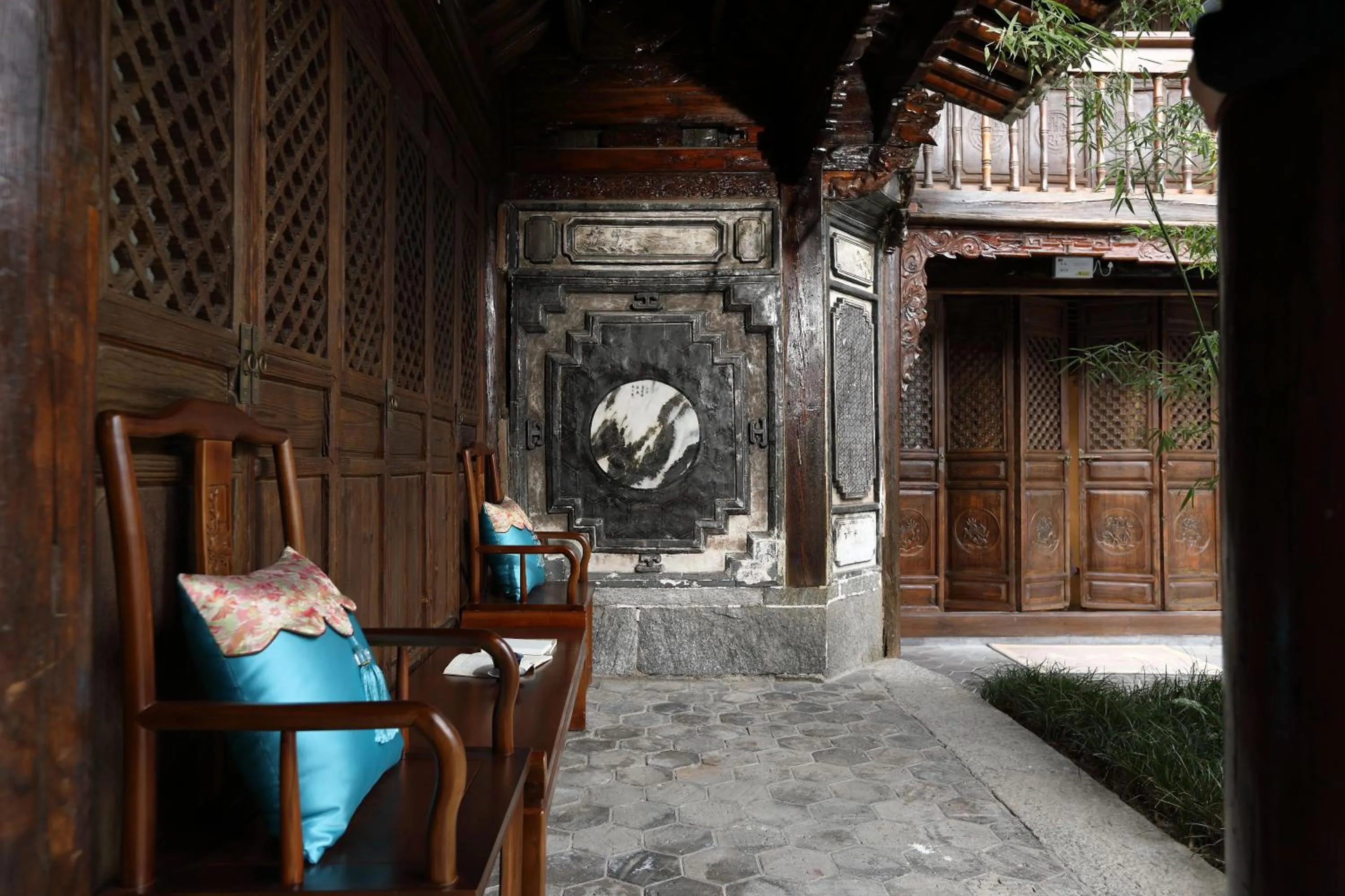 Garden in Tianxi Mansion in Dali Ancient City - A Century-Old Official Residence
