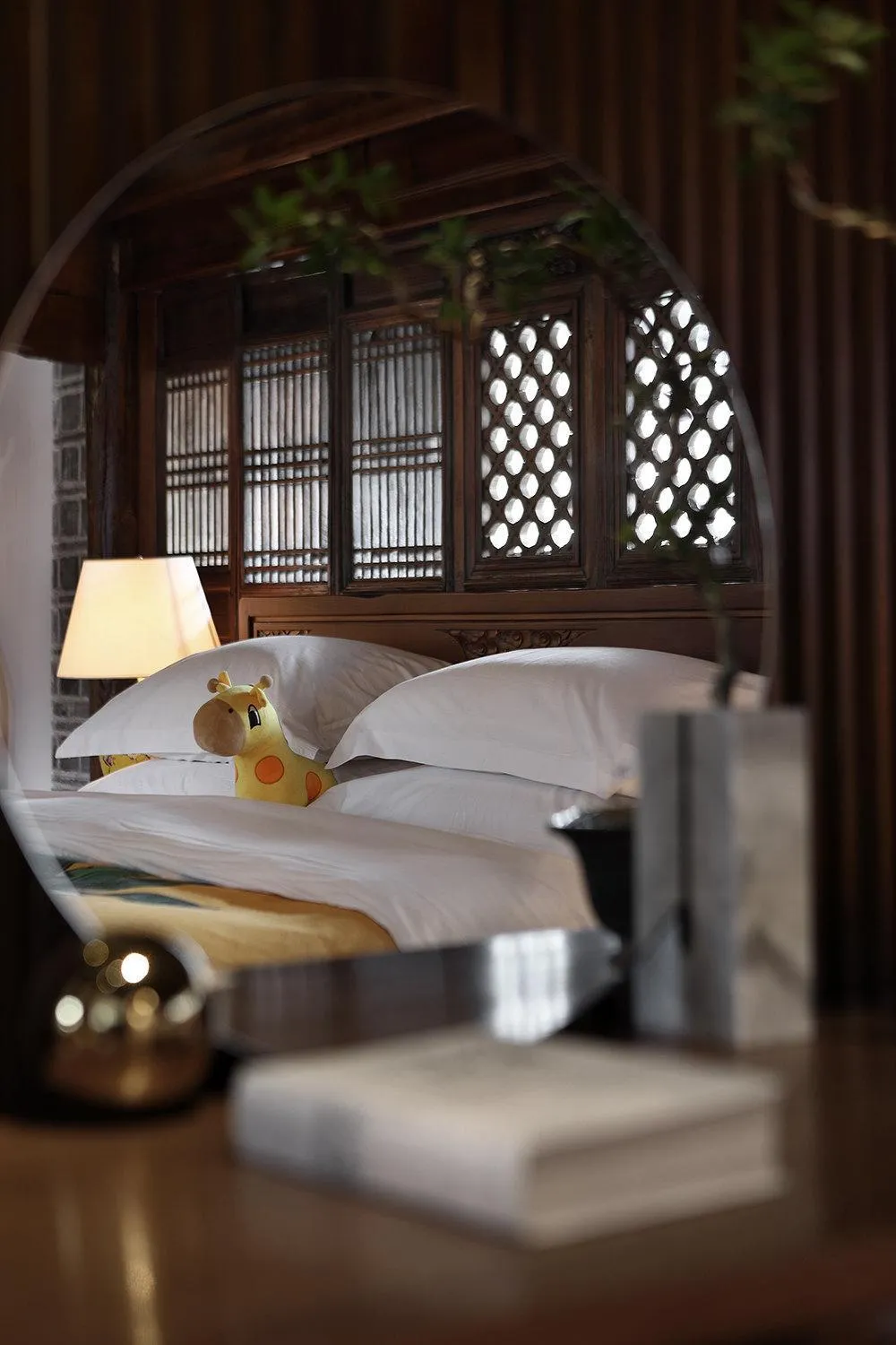 Bedroom, Bed in Tianxi Mansion in Dali Ancient City - A Century-Old Official Residence