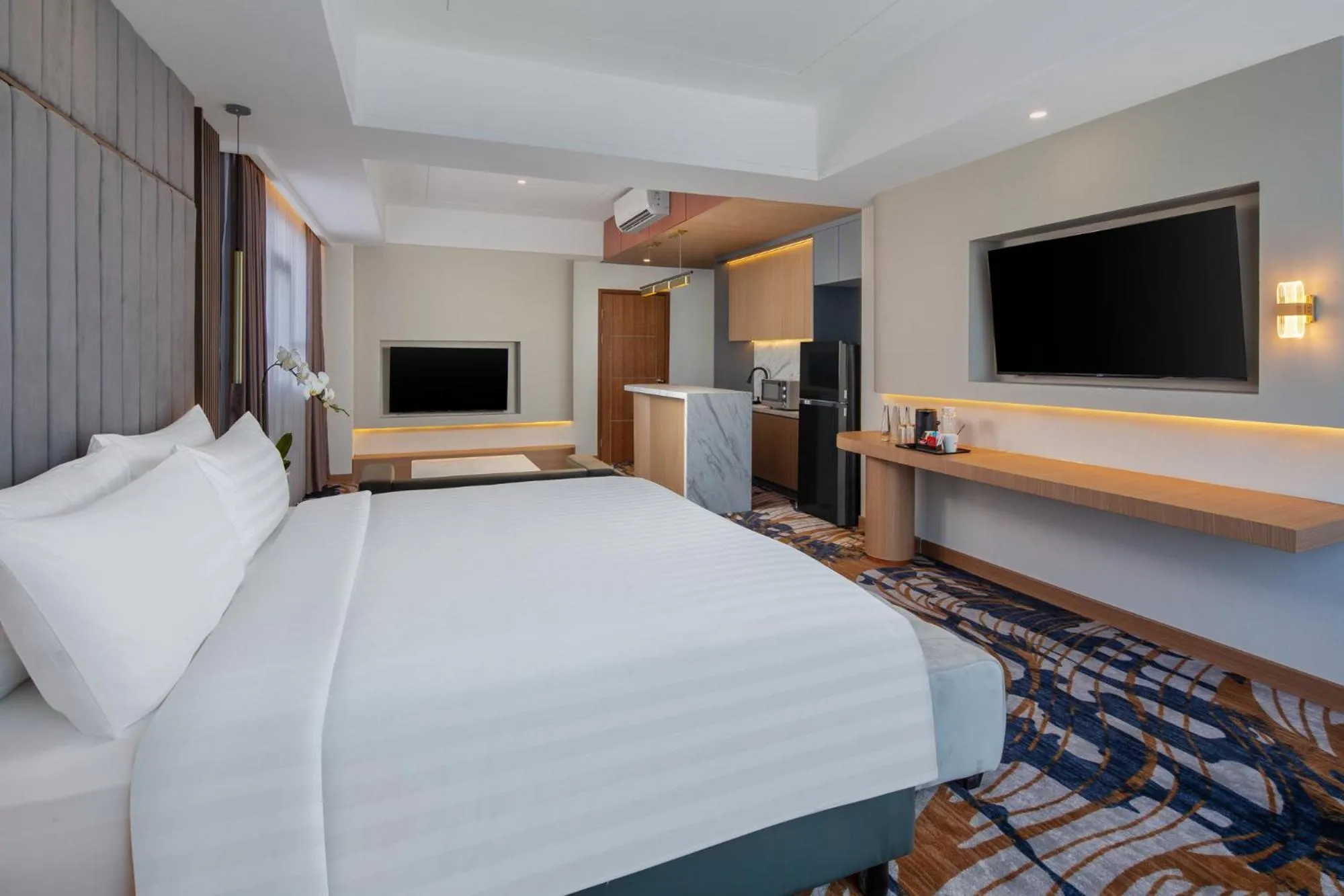 Bed in Aston Gejayan Yogyakarta Hotel & Conference Center