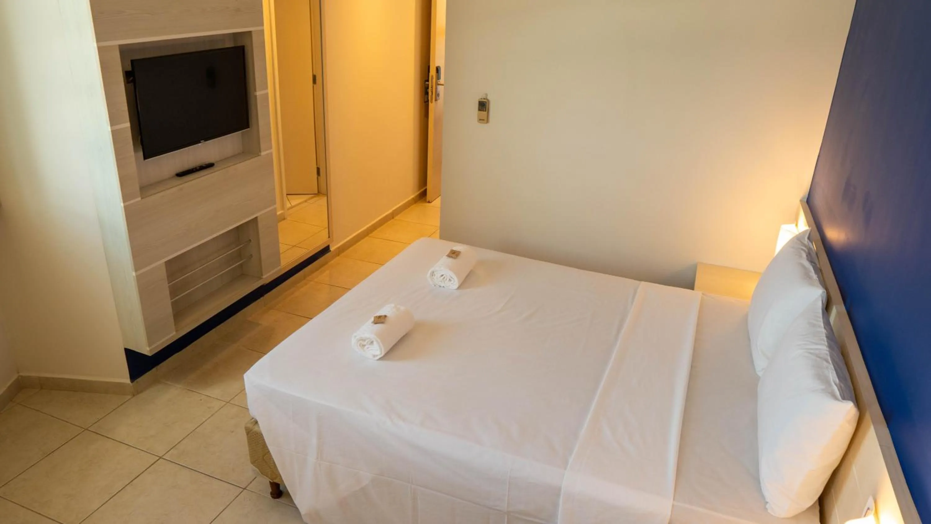 TV and multimedia, Bed in Ibis Styles Macaé