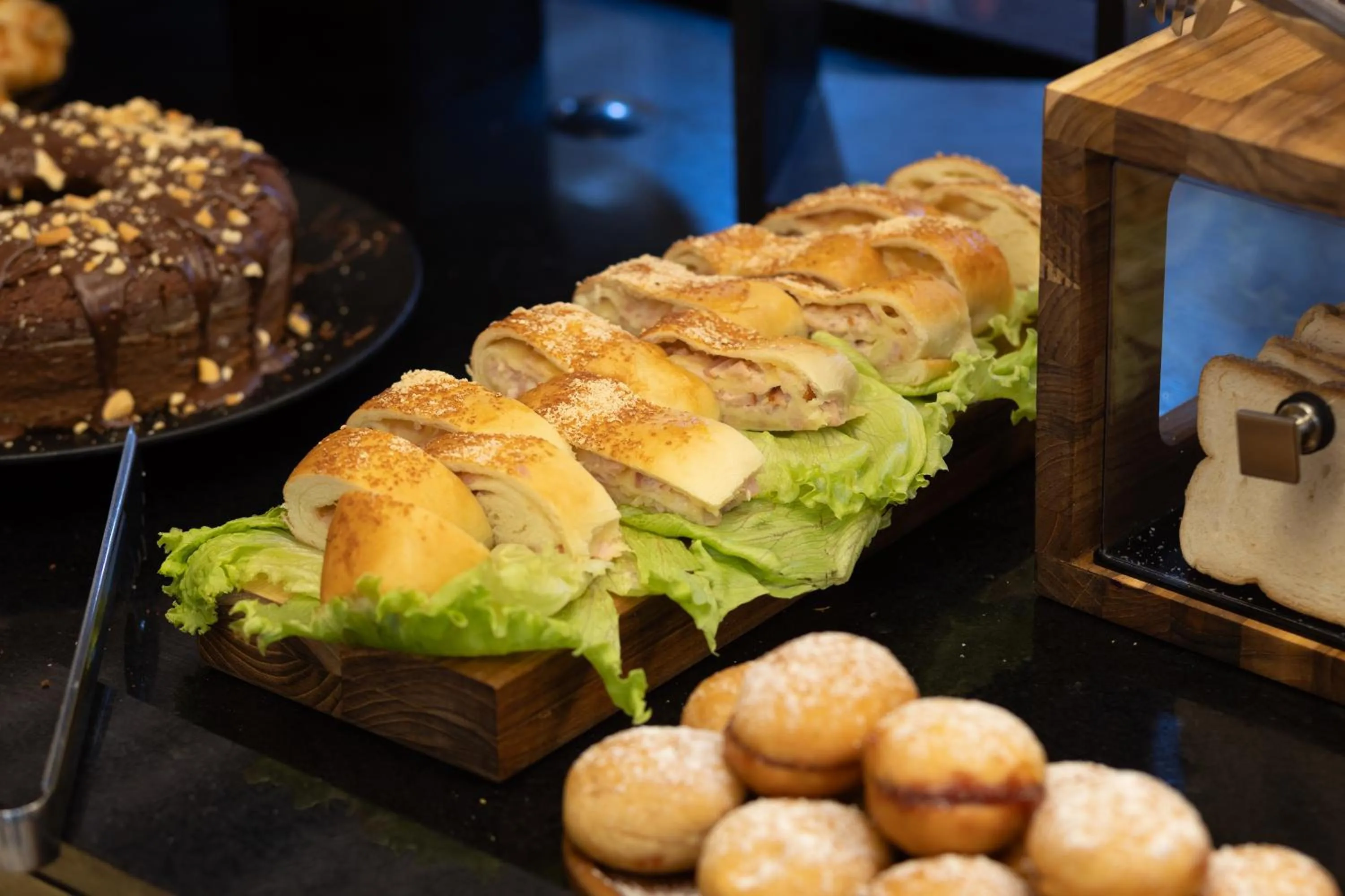 Restaurant/places to eat in ibis Styles Fortaleza Shopping Giga Mall