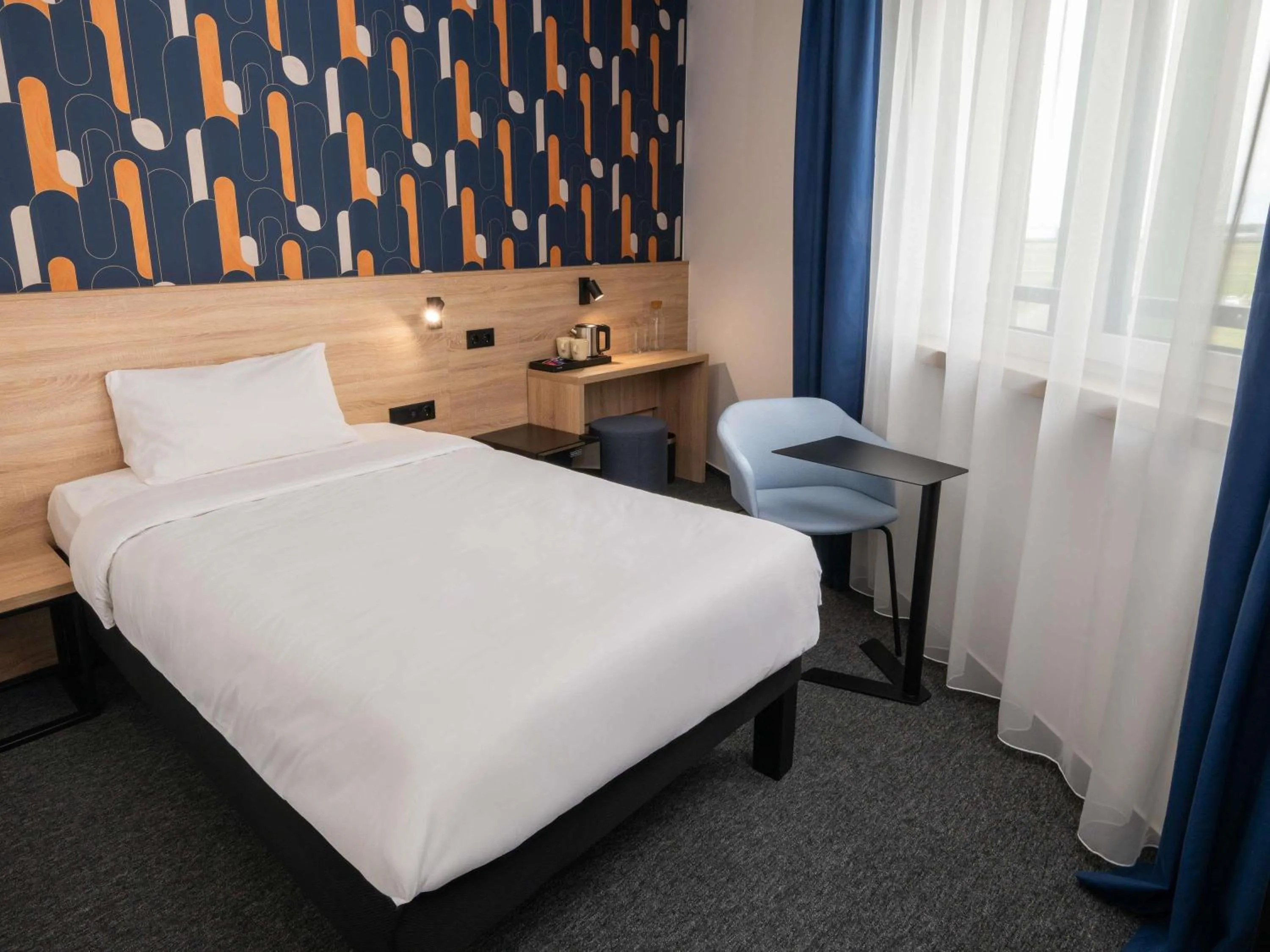 Bedroom, Bed in ibis Styles Debrecen Airport