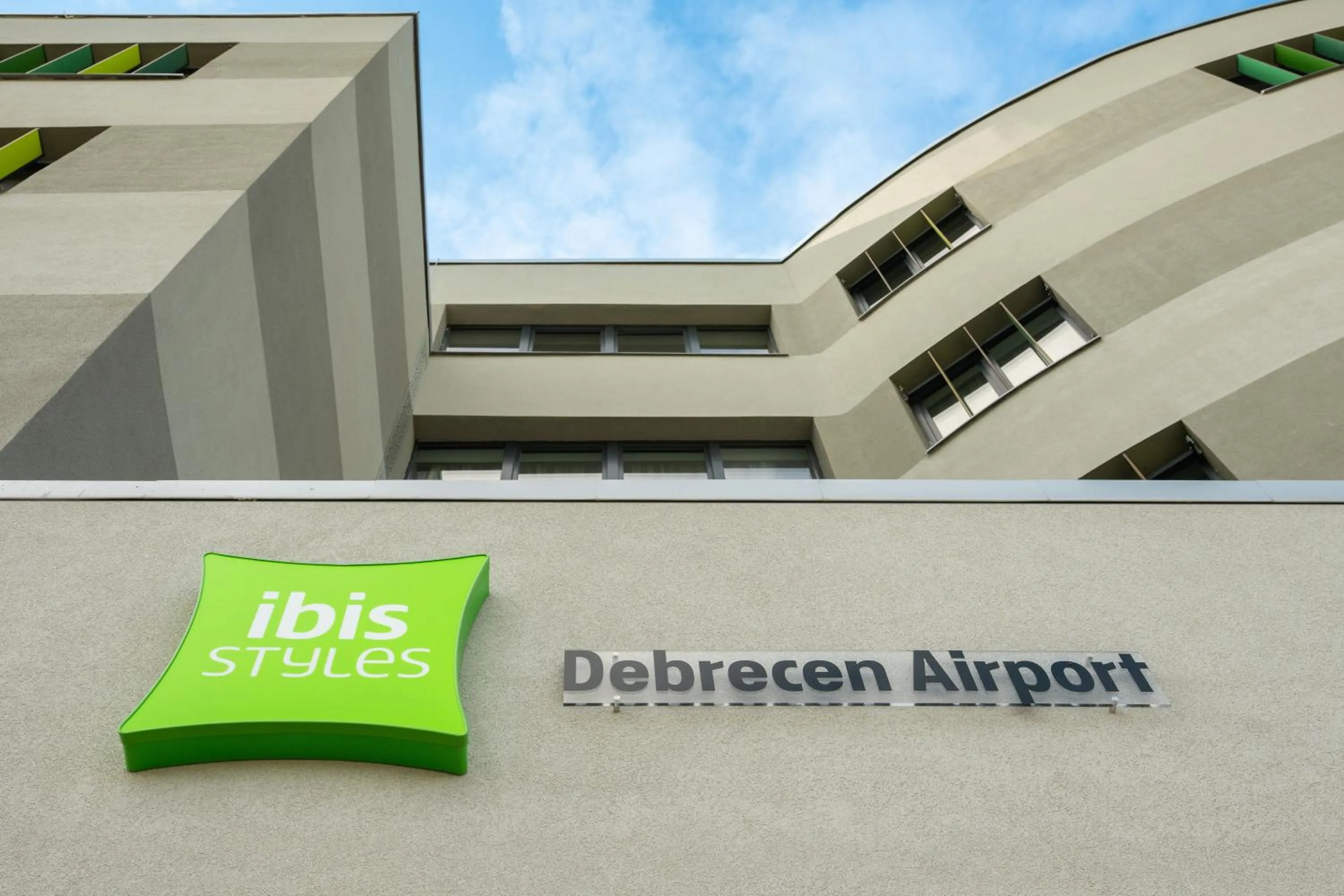 Property building in ibis Styles Debrecen Airport