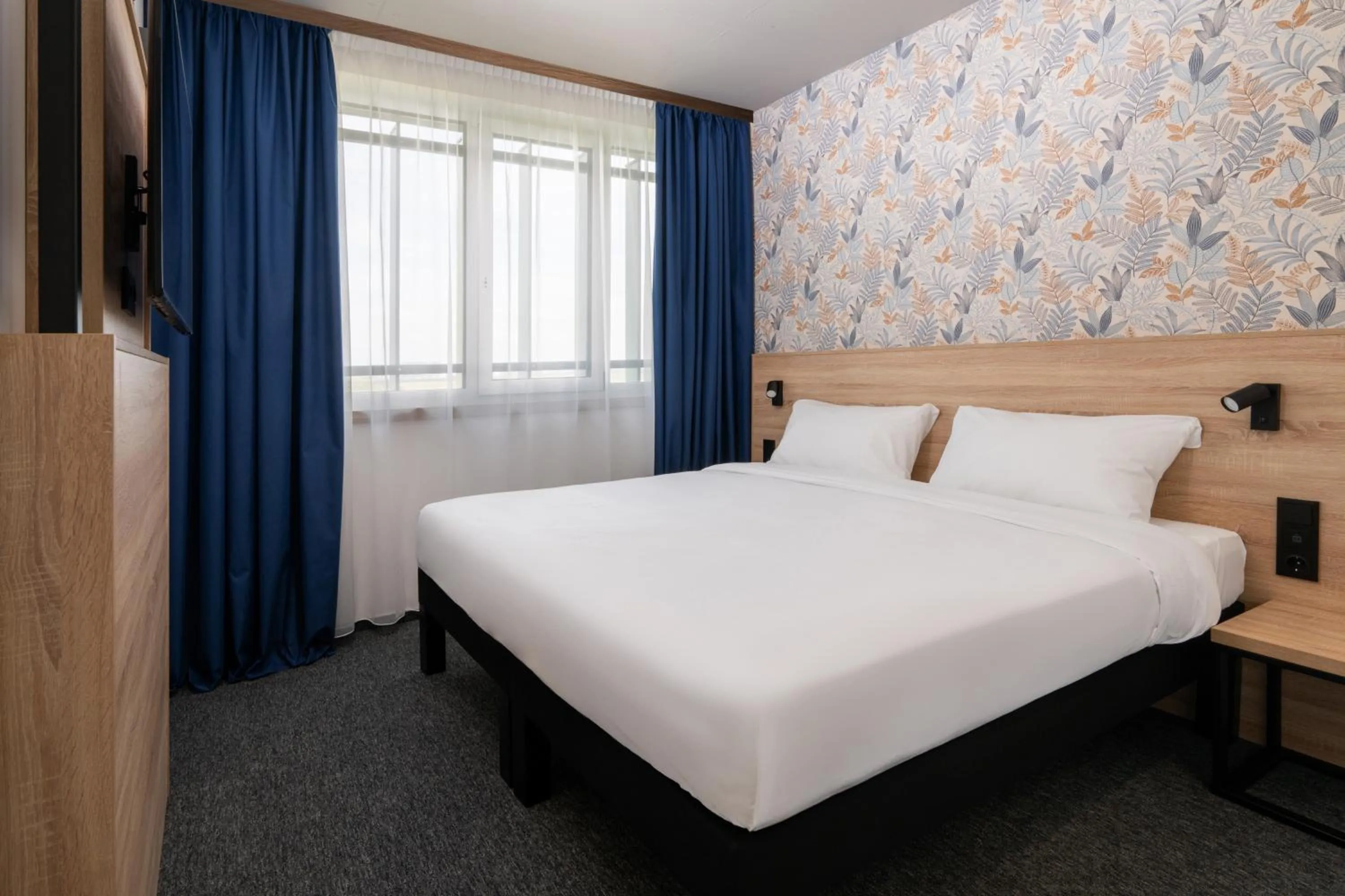 Bedroom, Bed in ibis Styles Debrecen Airport