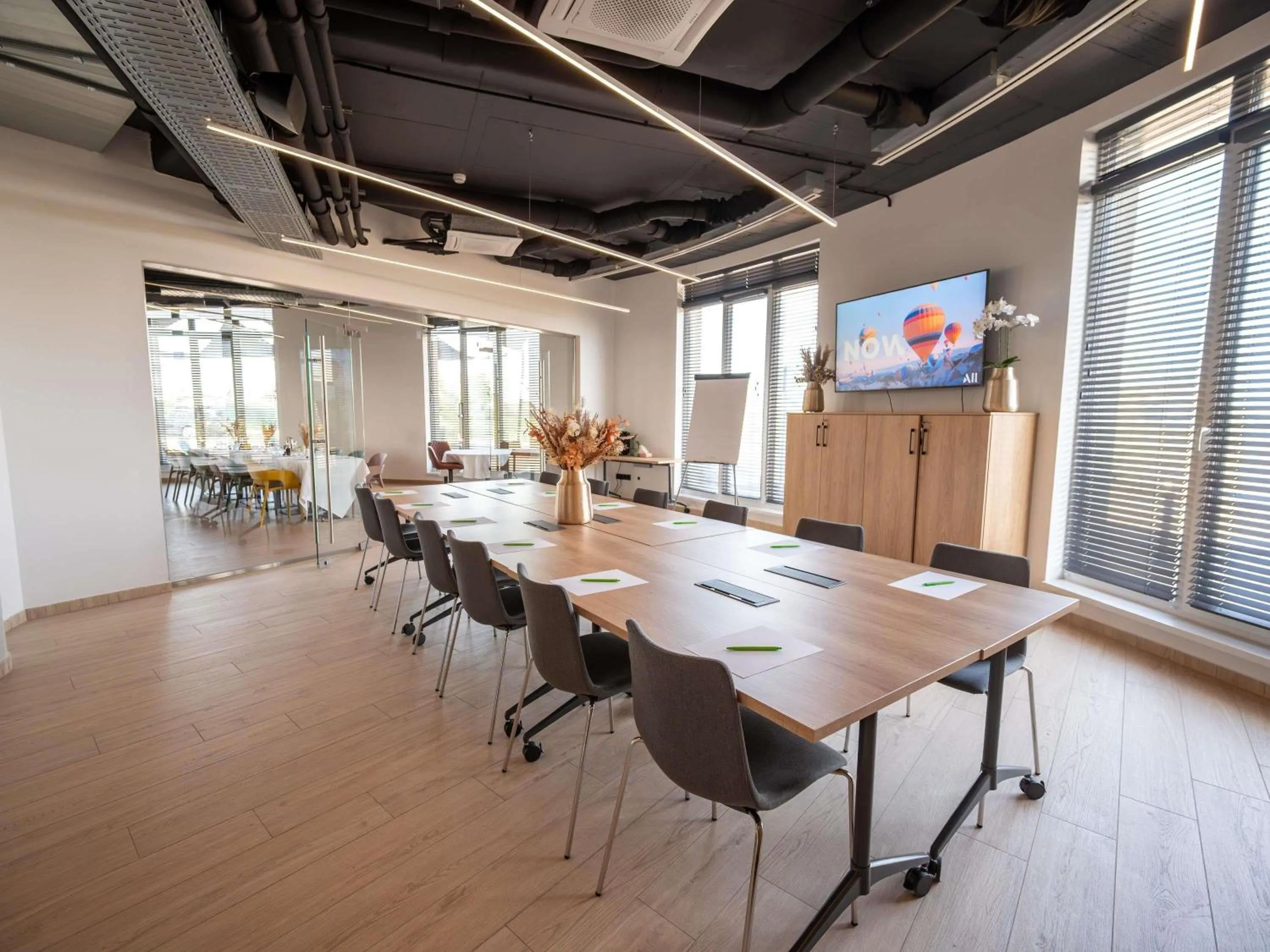 Meeting/conference room in ibis Styles Debrecen Airport