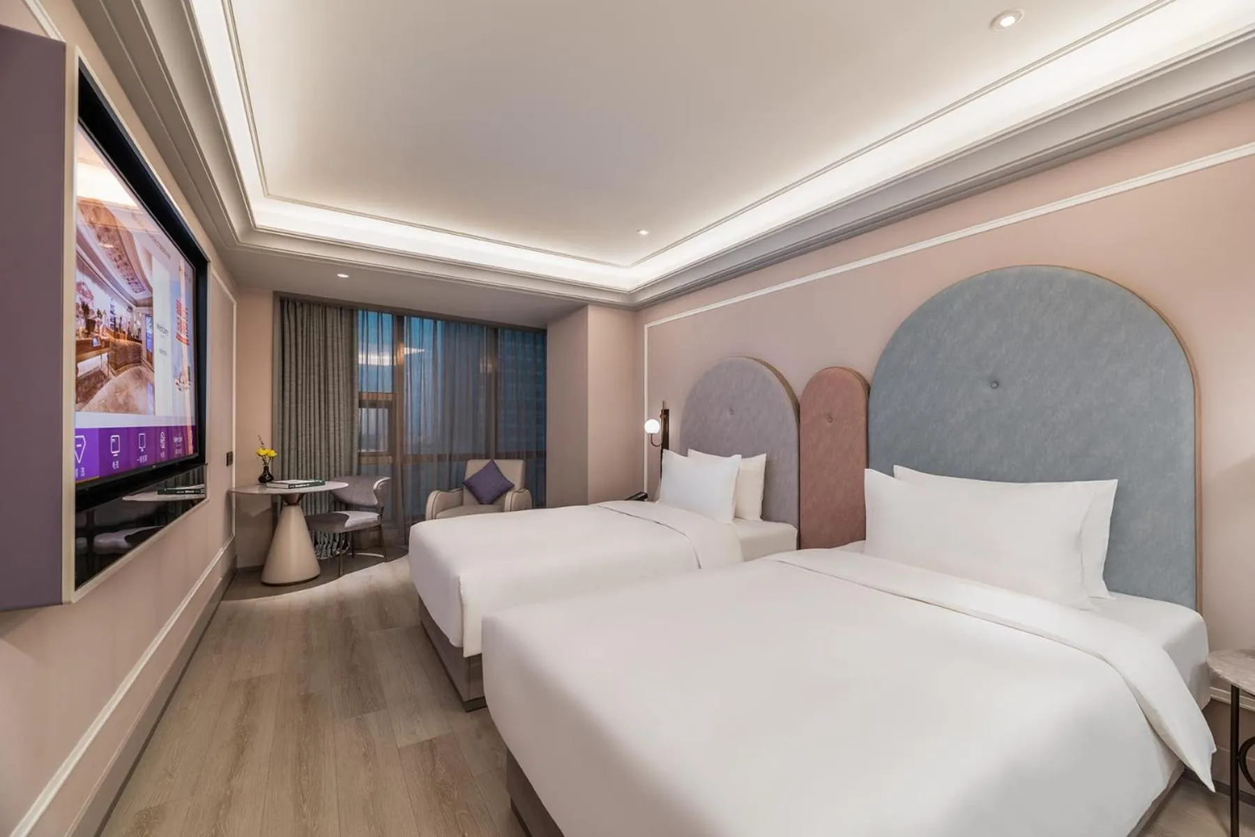 Bed in Mercure Ningbo Yinzhou