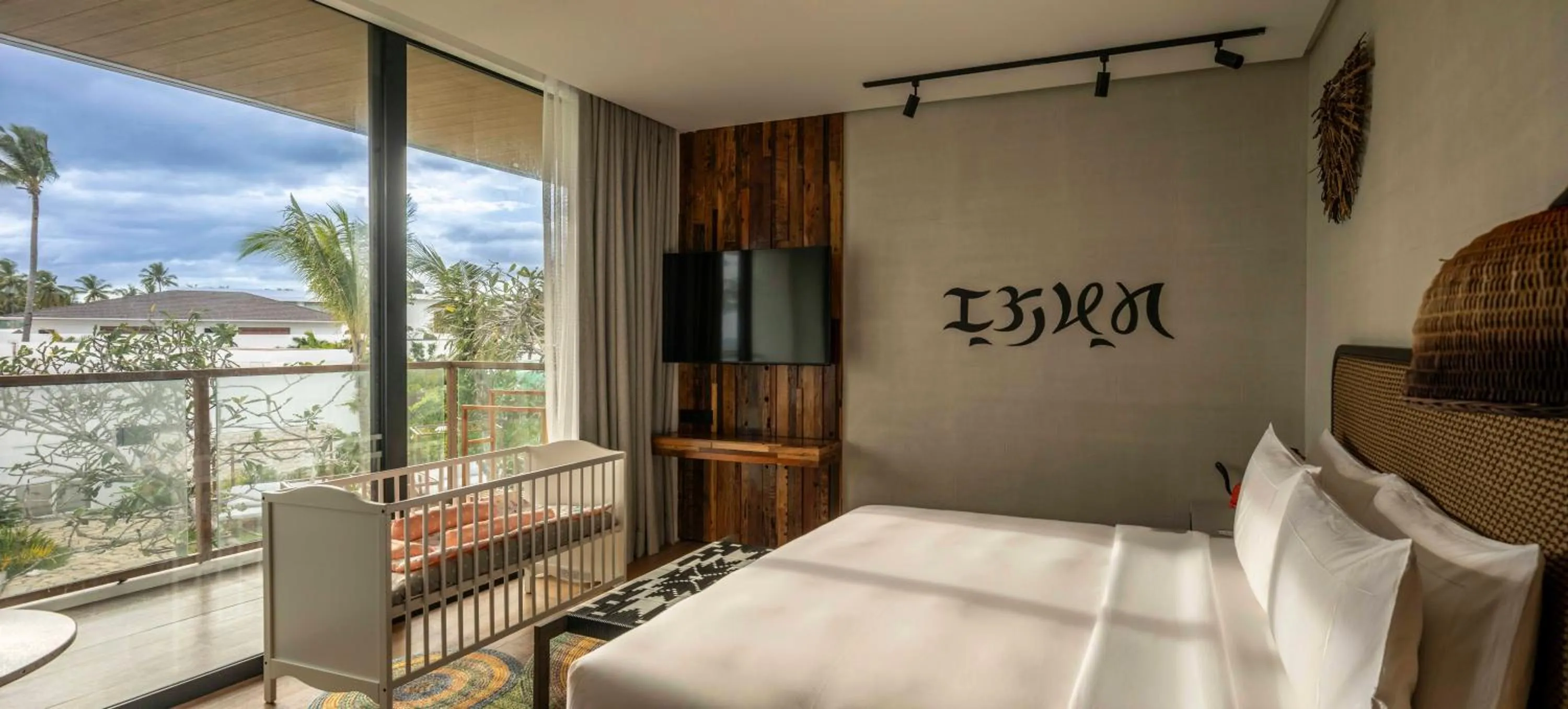 Bed in South Palms Resort and Spa Panglao - MGallery Collection