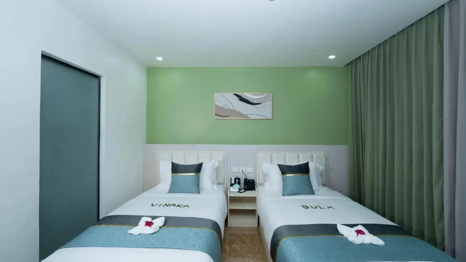 Twin Room with Ocean View in Wyndham Garden Wailoaloa Beach Fiji Twin Room with Ocean View in Wyndham Garden Wailoaloa Beach Fiji