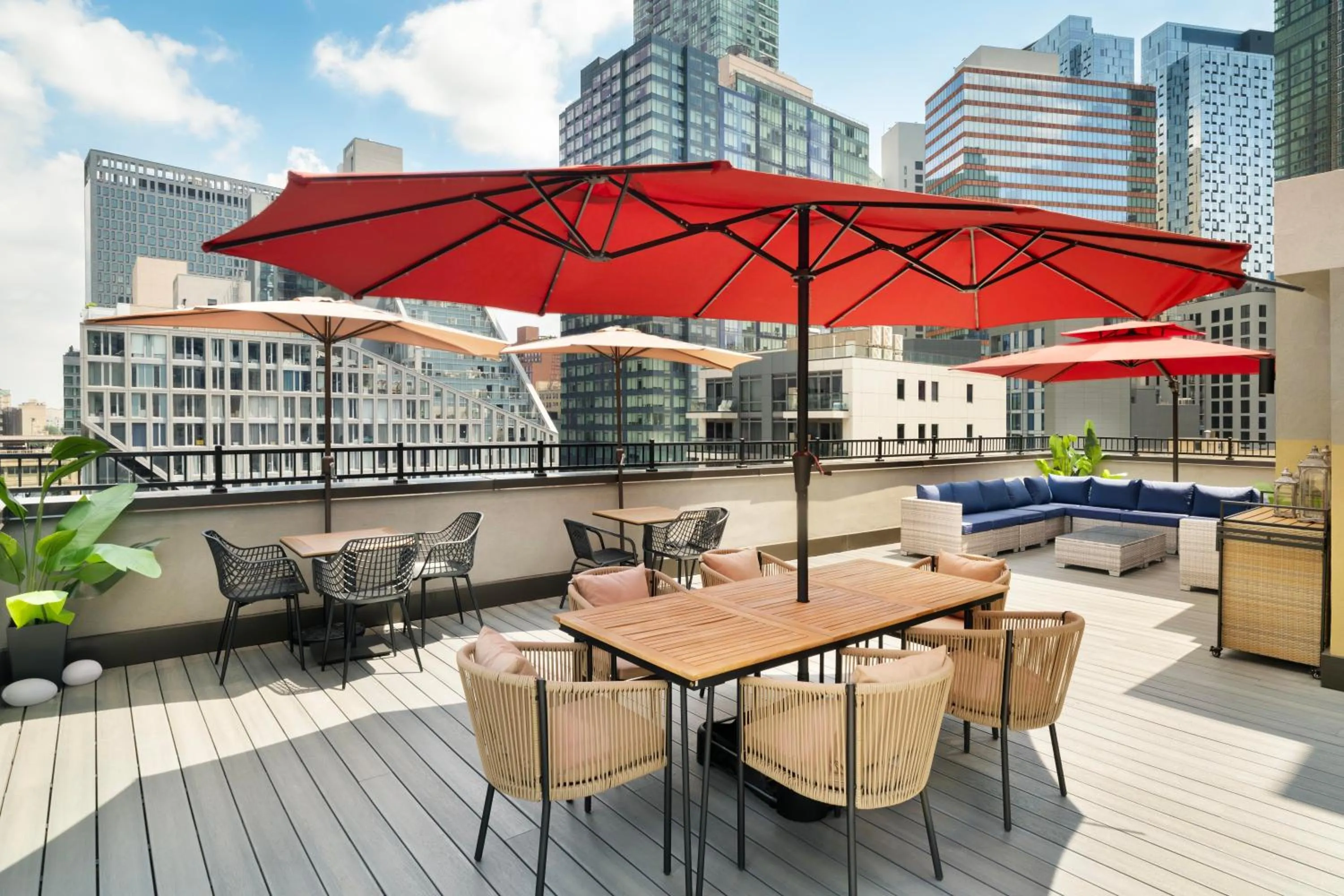 Patio in EVEN Hotel Long Island City - New York by IHG