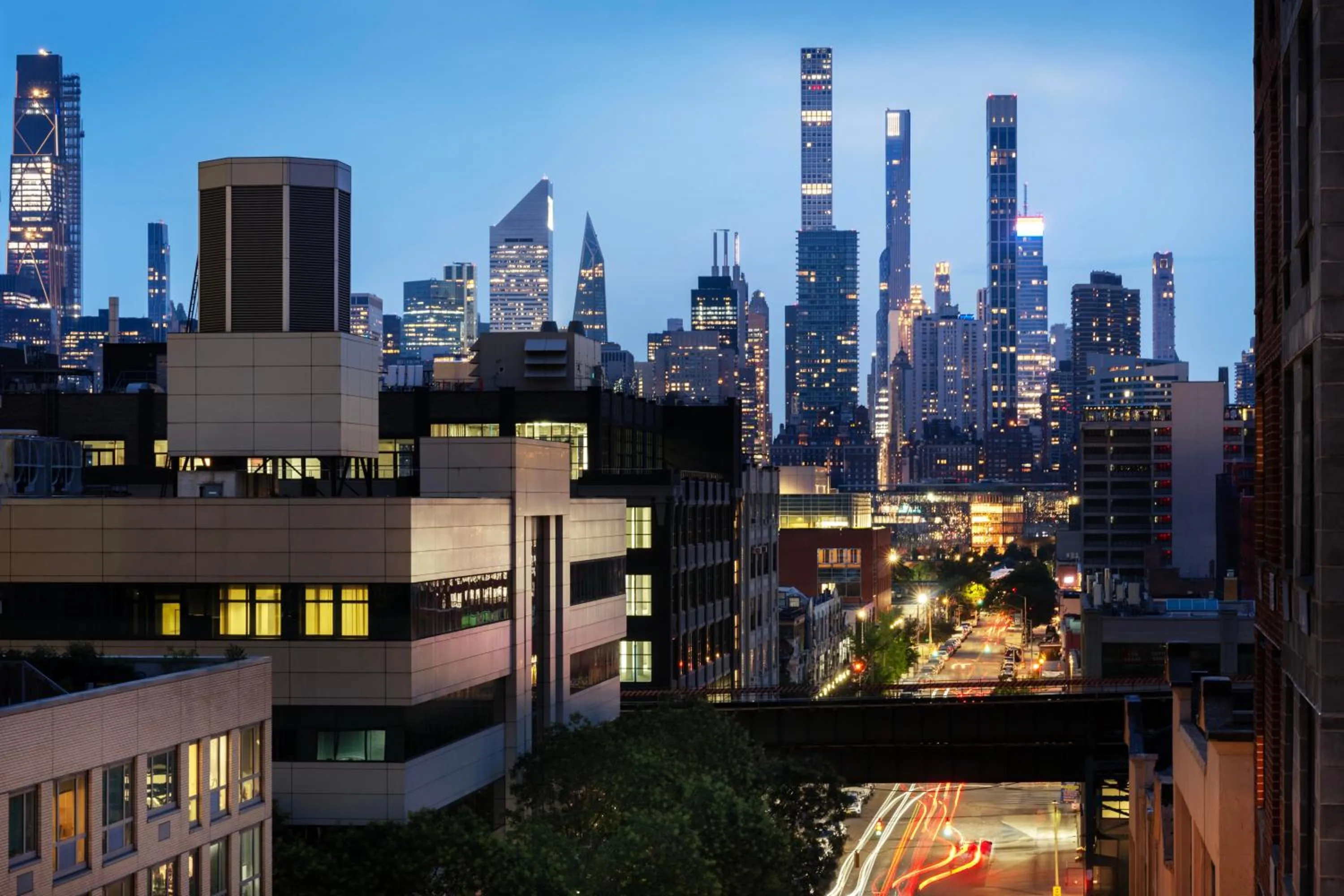 Night in EVEN Hotel Long Island City - New York by IHG