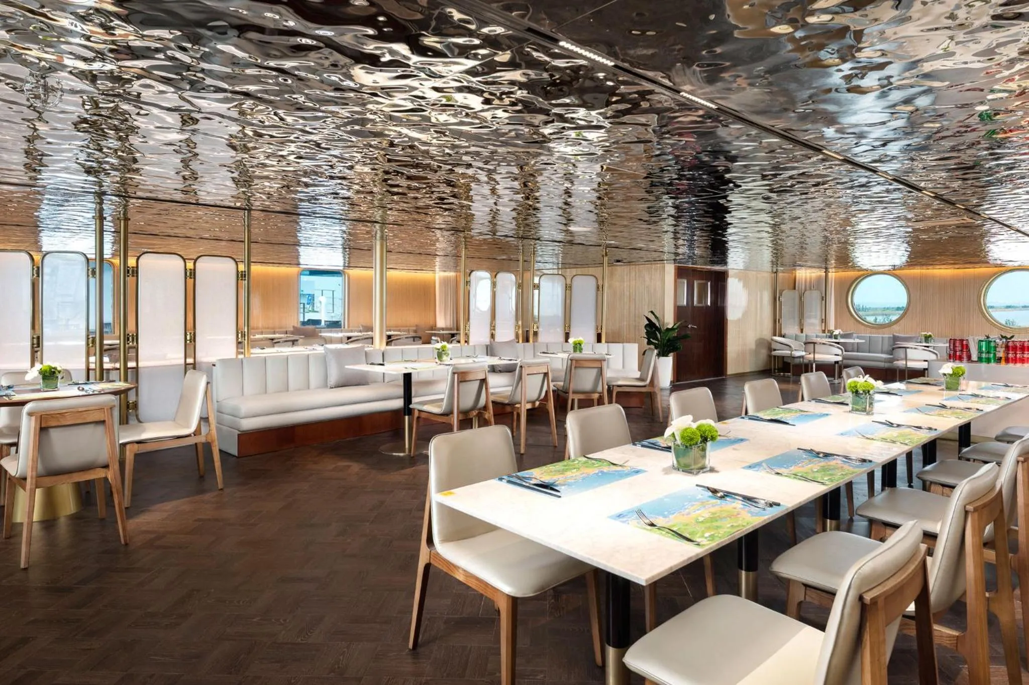 Restaurant/places to eat in voco Lianyungang Star of HaizhouBay