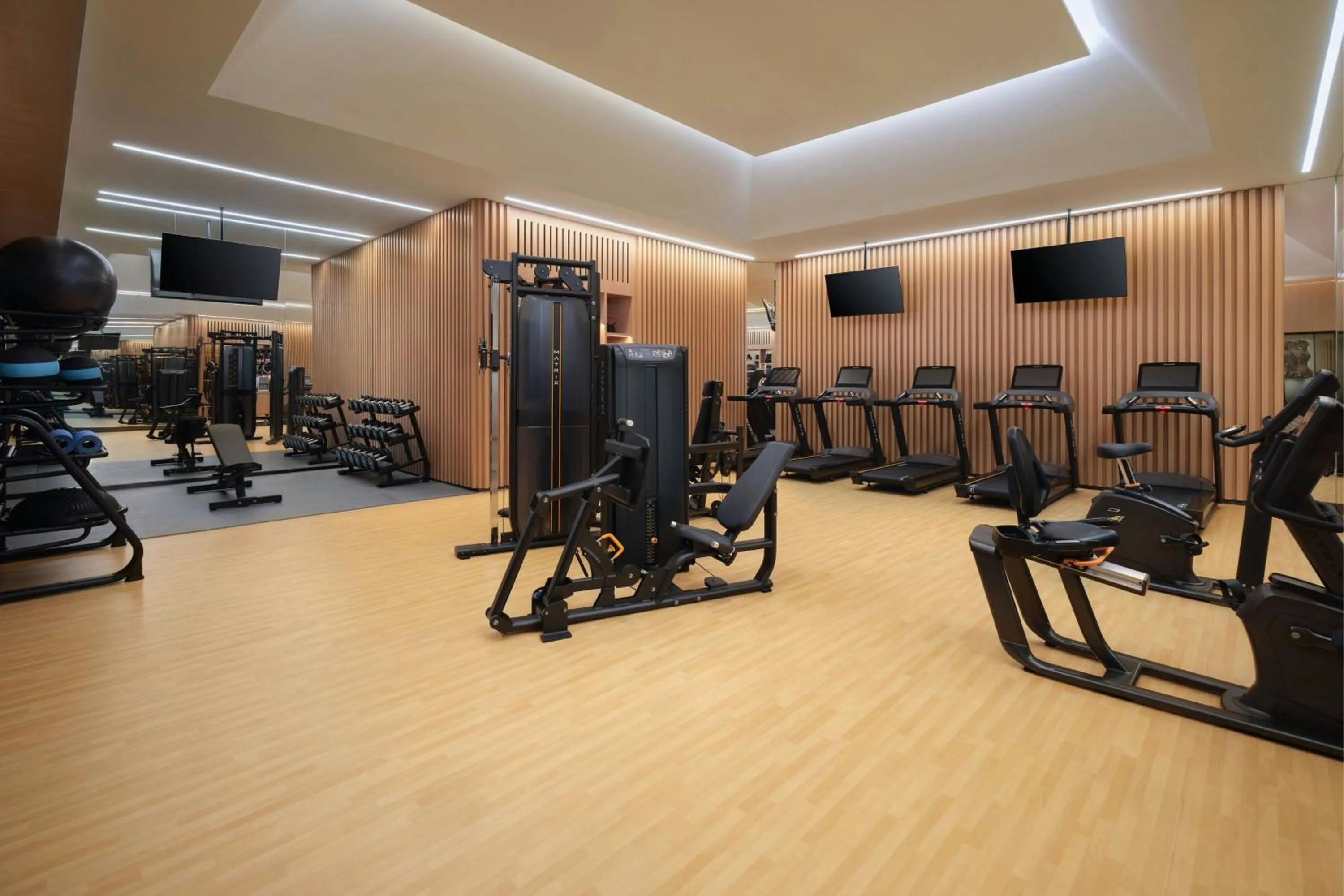 Fitness centre/facilities in Courtyard by Marriott Guangzhou Pazhou