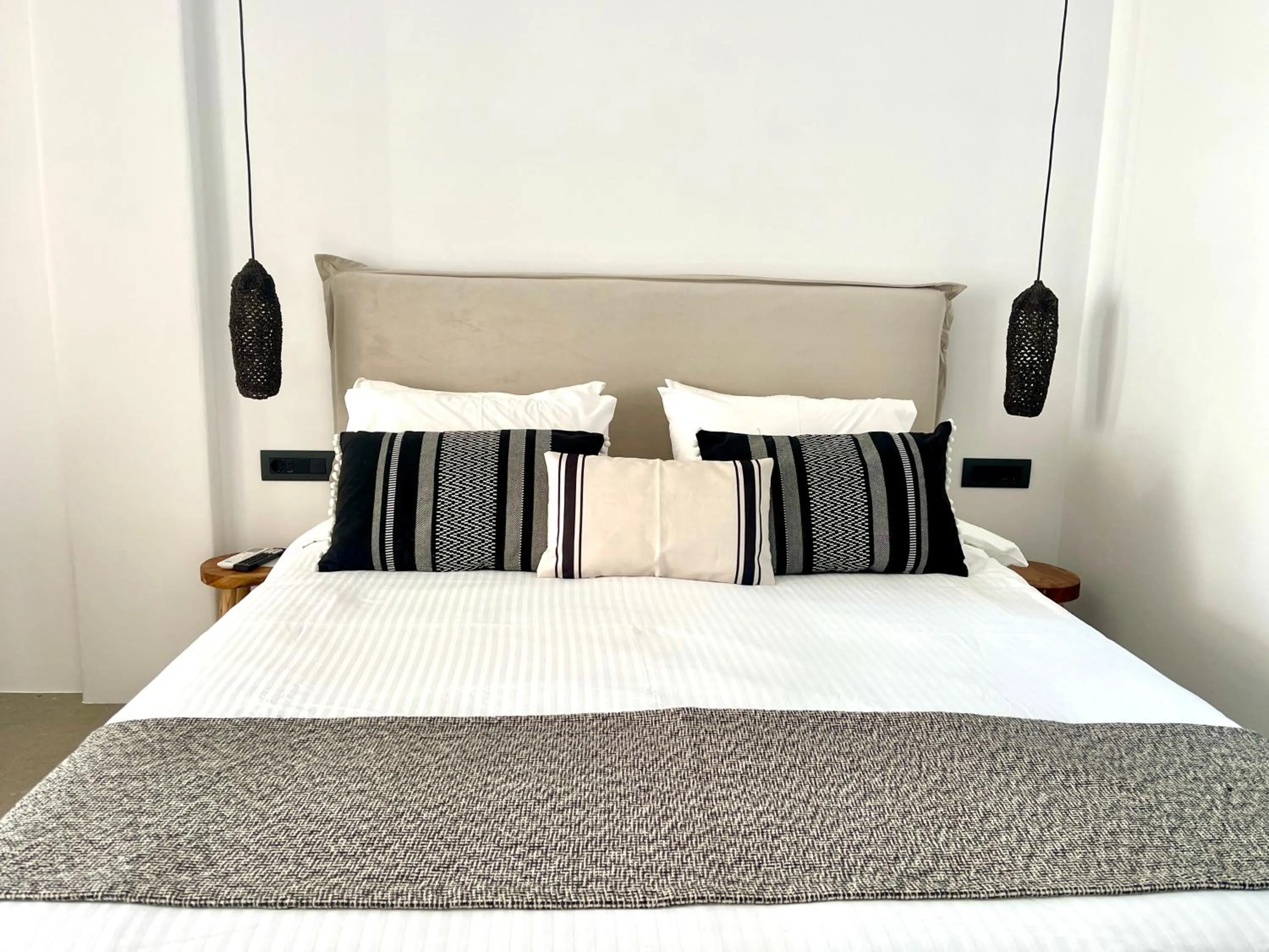 Bed in Mykonos Dot Suites