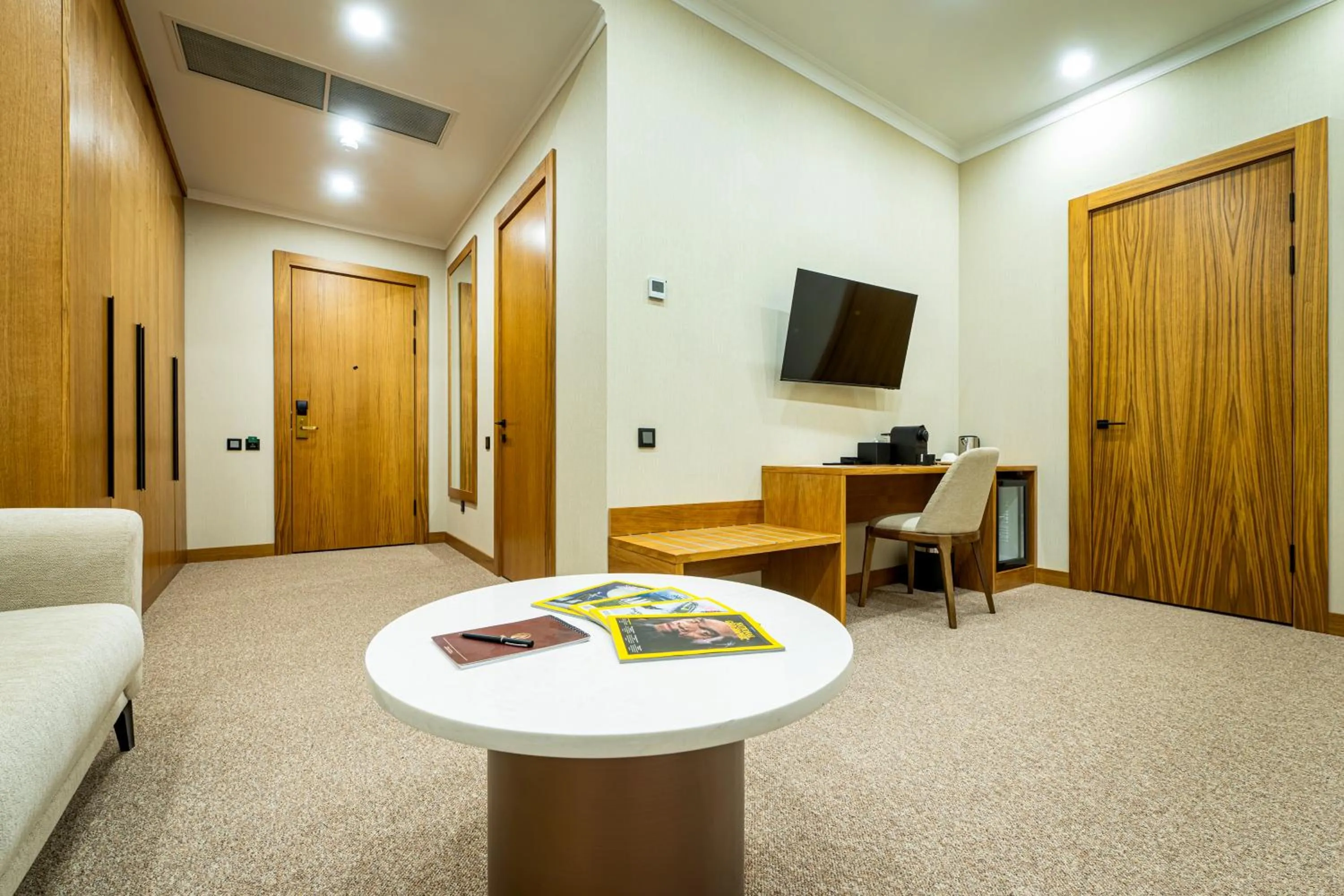 TV and multimedia in Mardan Hotel