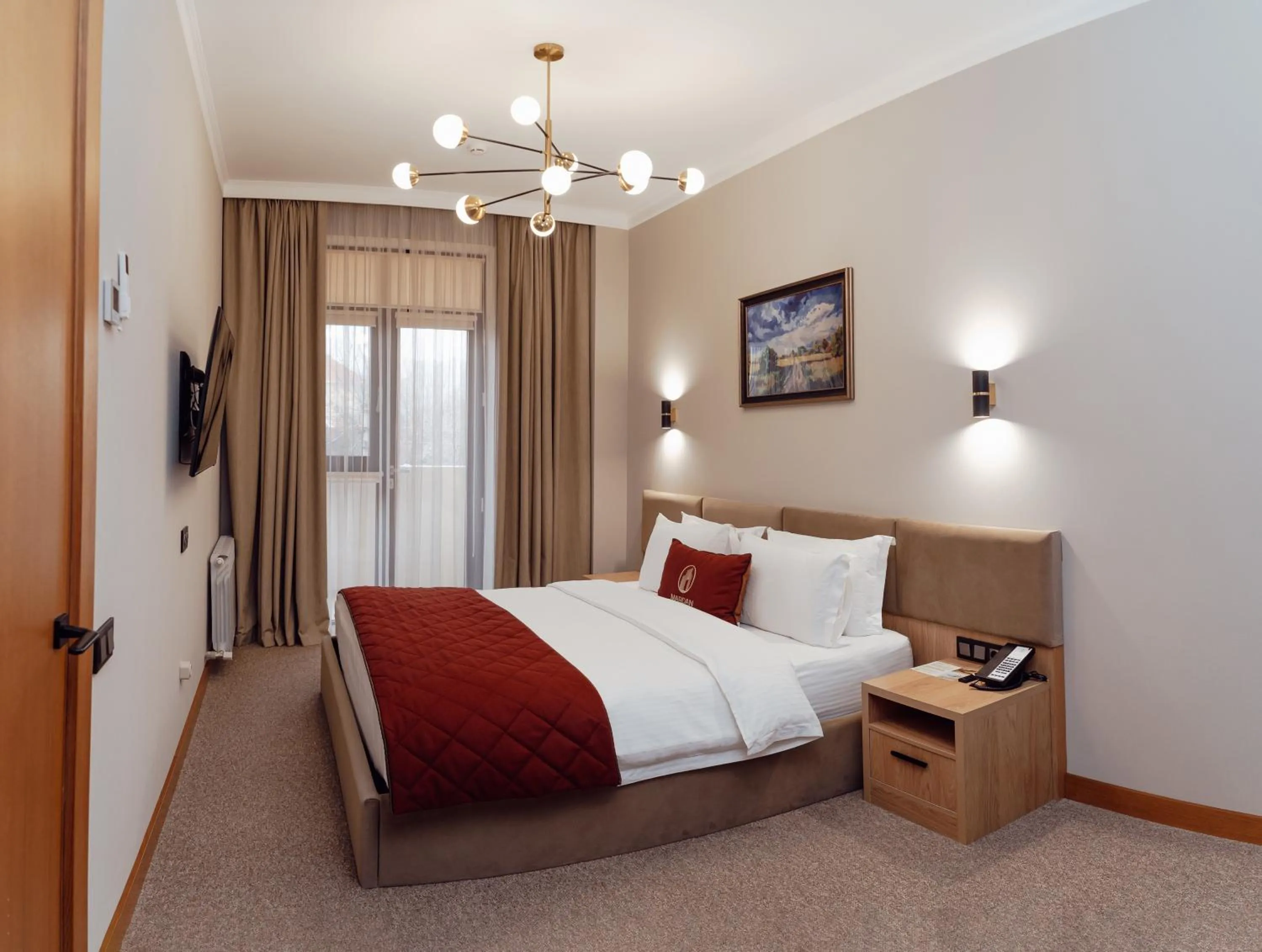 Bedroom, Bed in Mardan Hotel