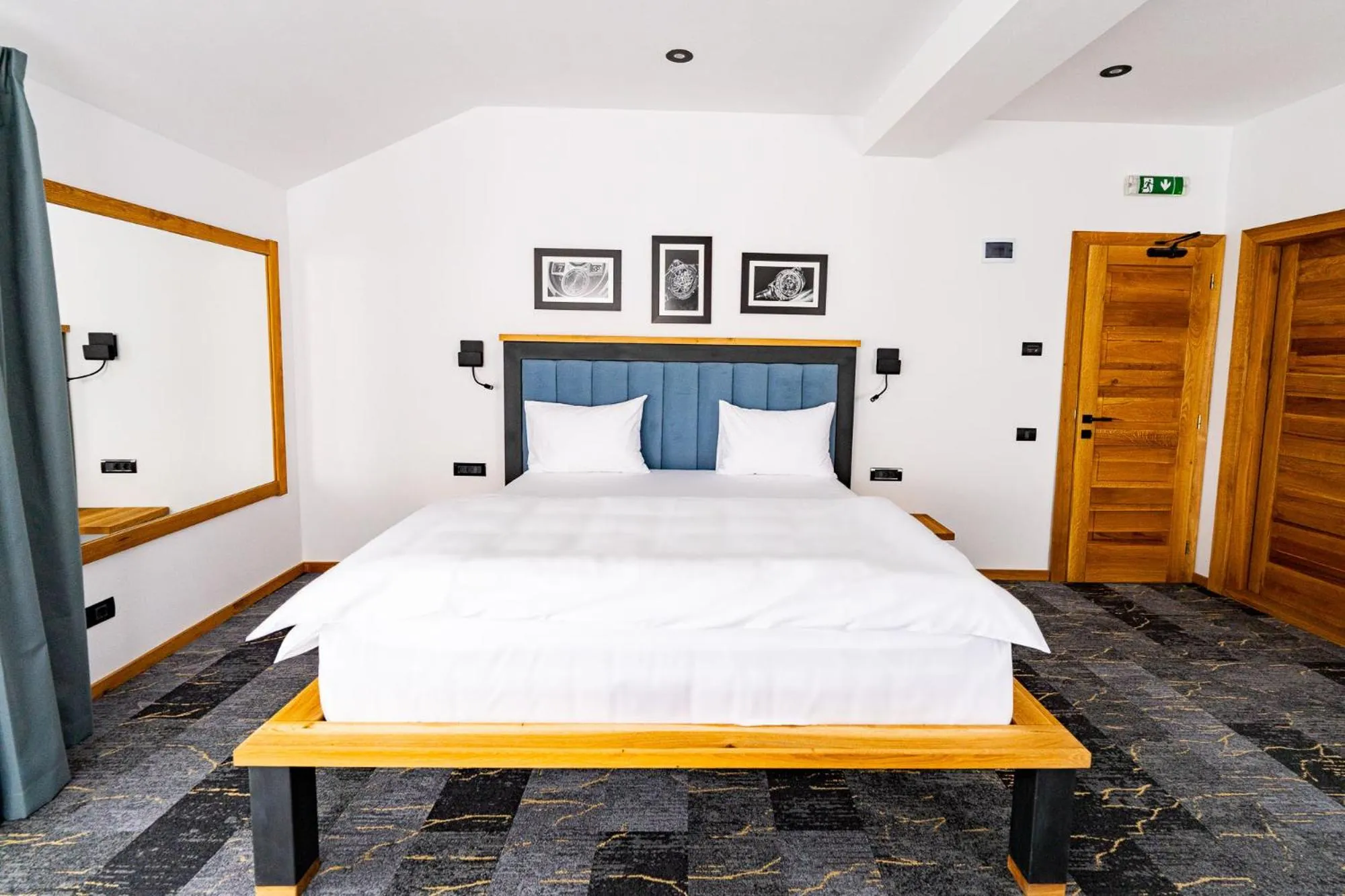 Bed in HOW Boutique and Hotel