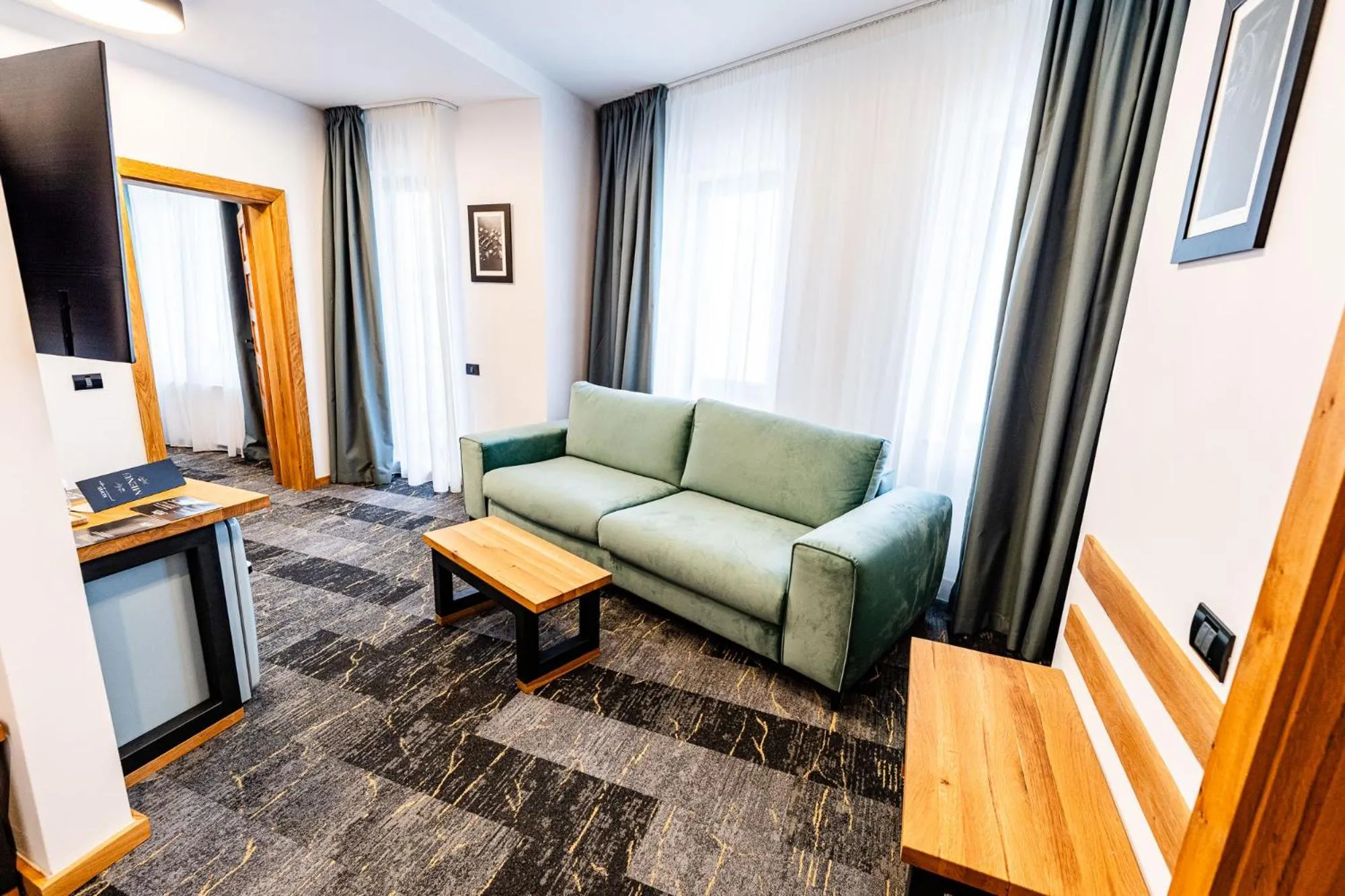 HOW Boutique and Hotel