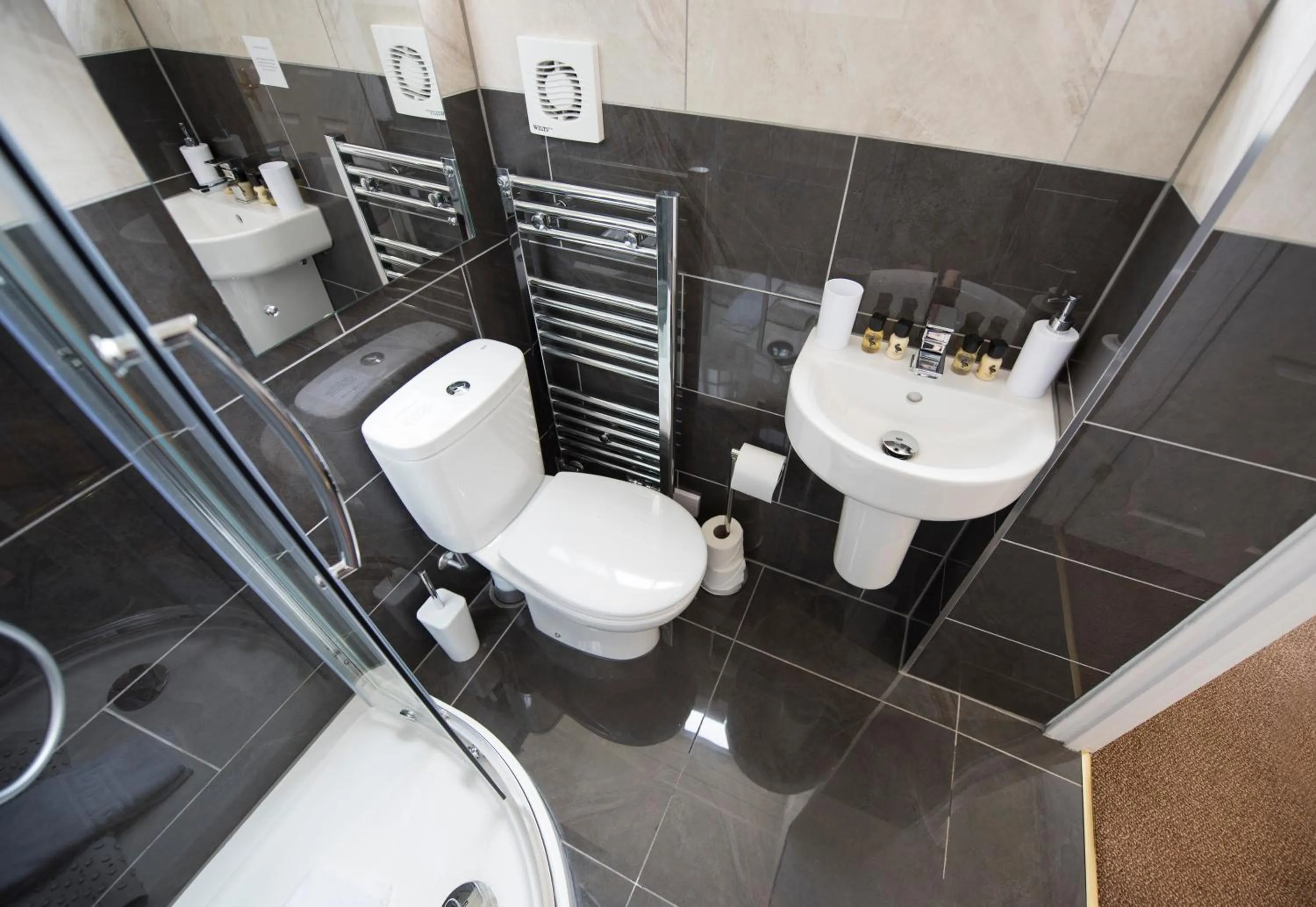 Bathroom in The Frocester