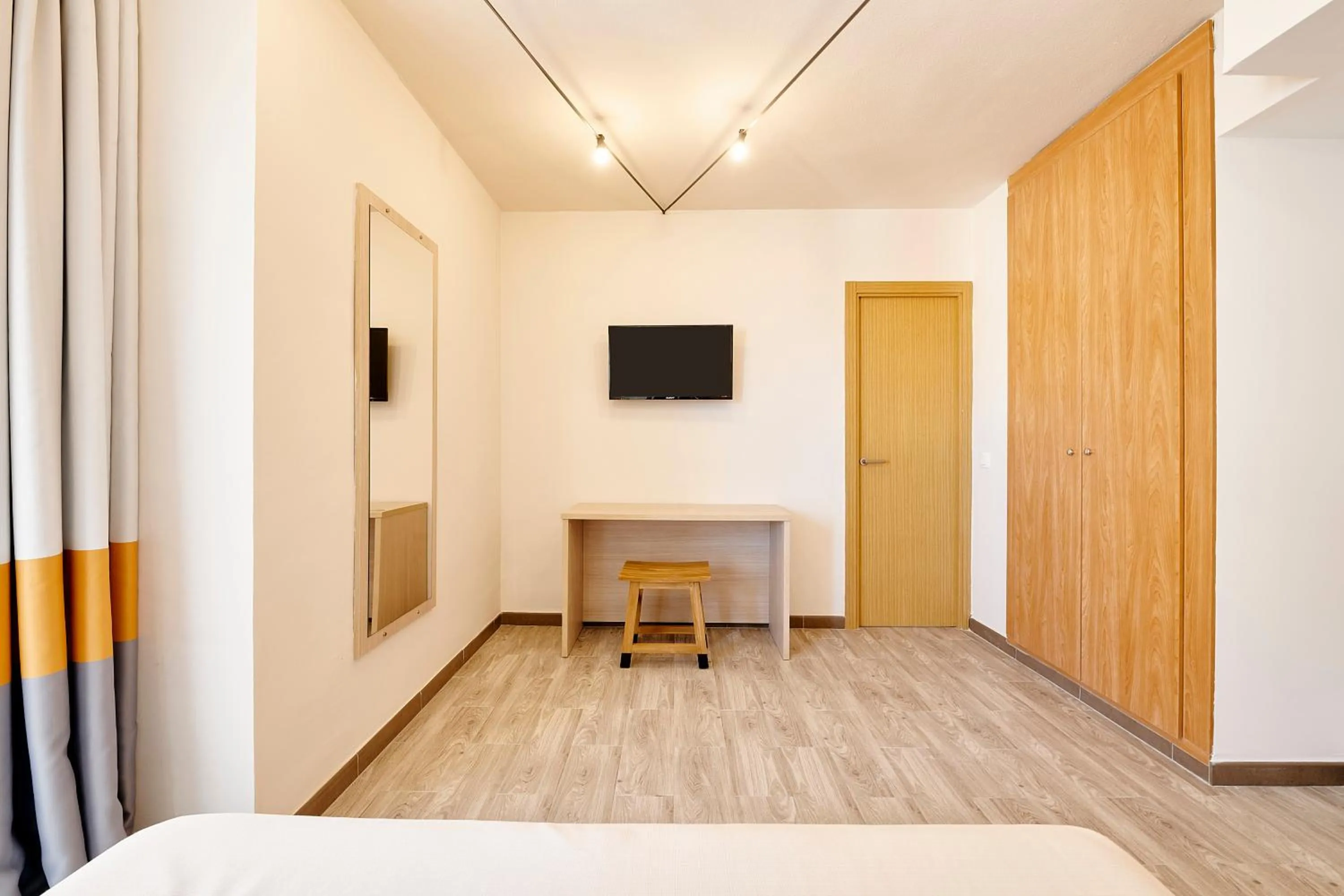 Bed in tent Torremolinos