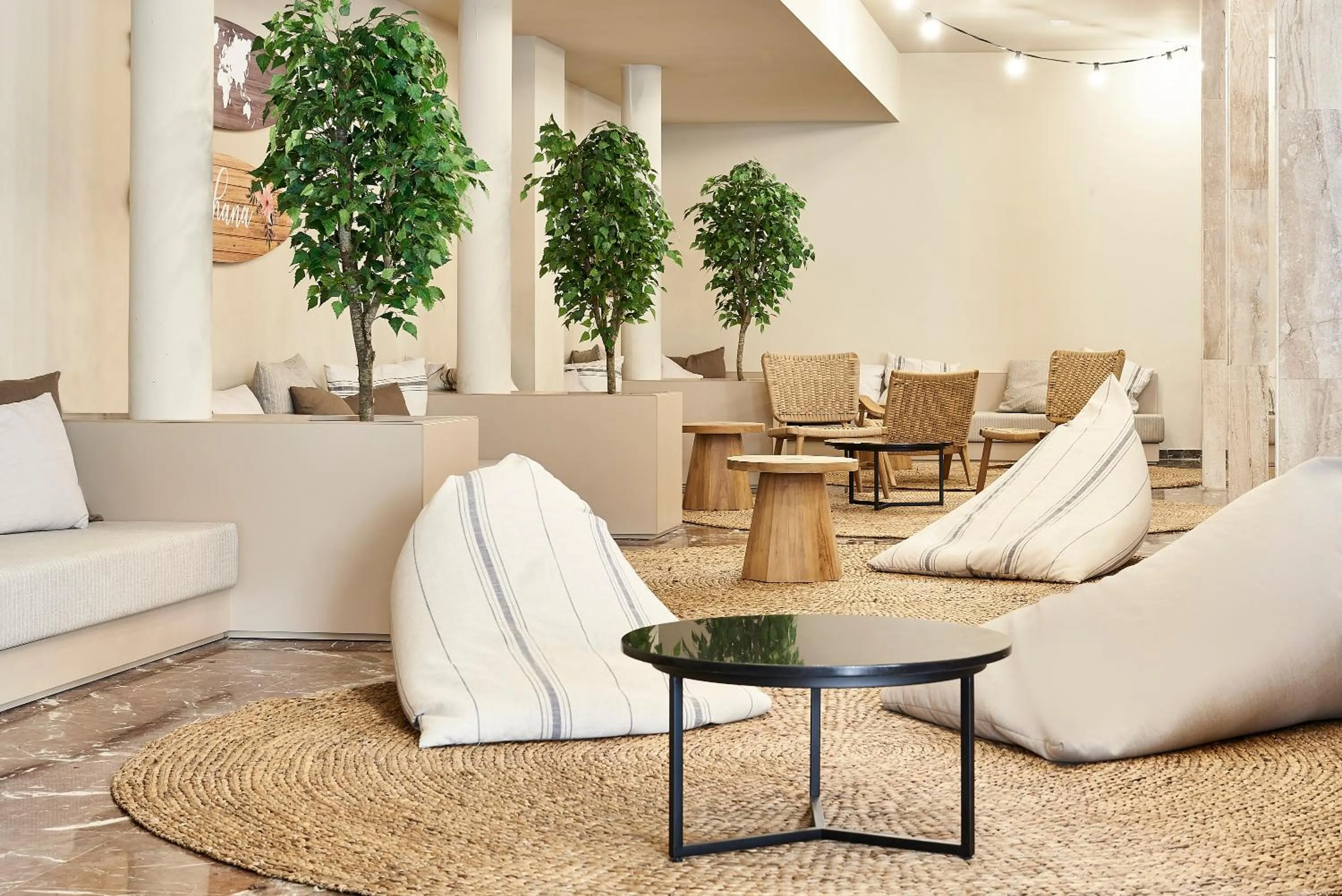 Living room in tent Torremolinos